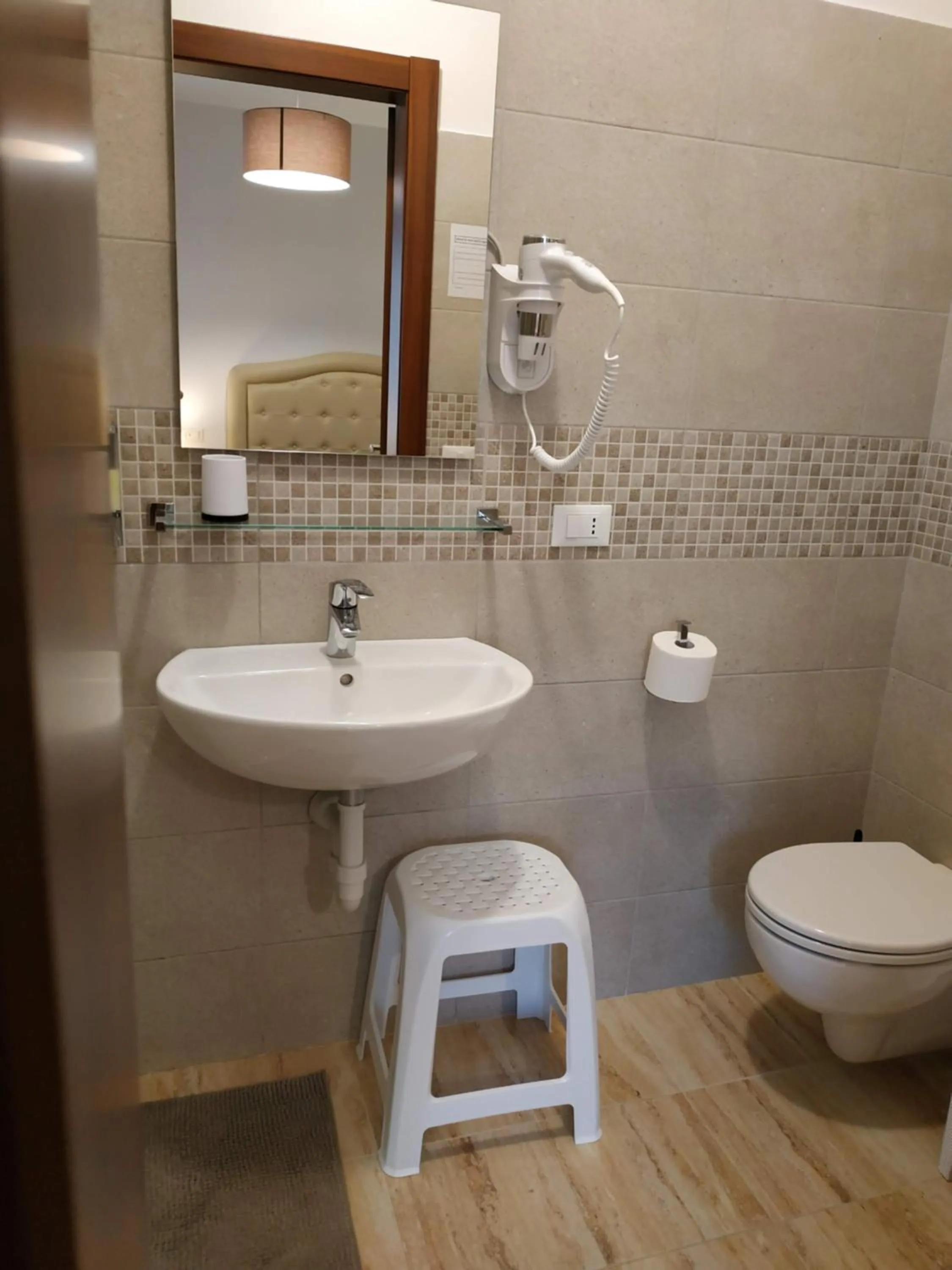 Bathroom in San Polo Star