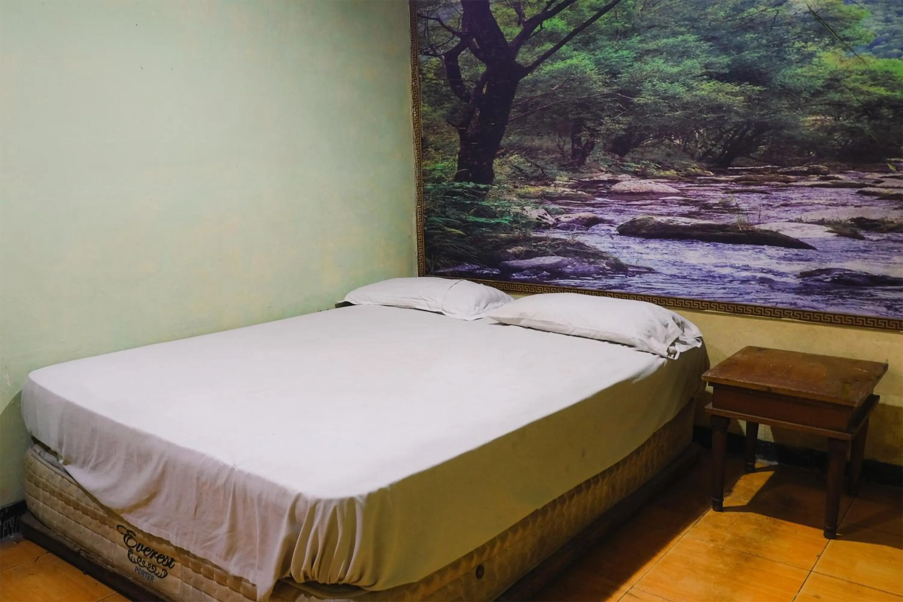 Bed in King Stone Hotel