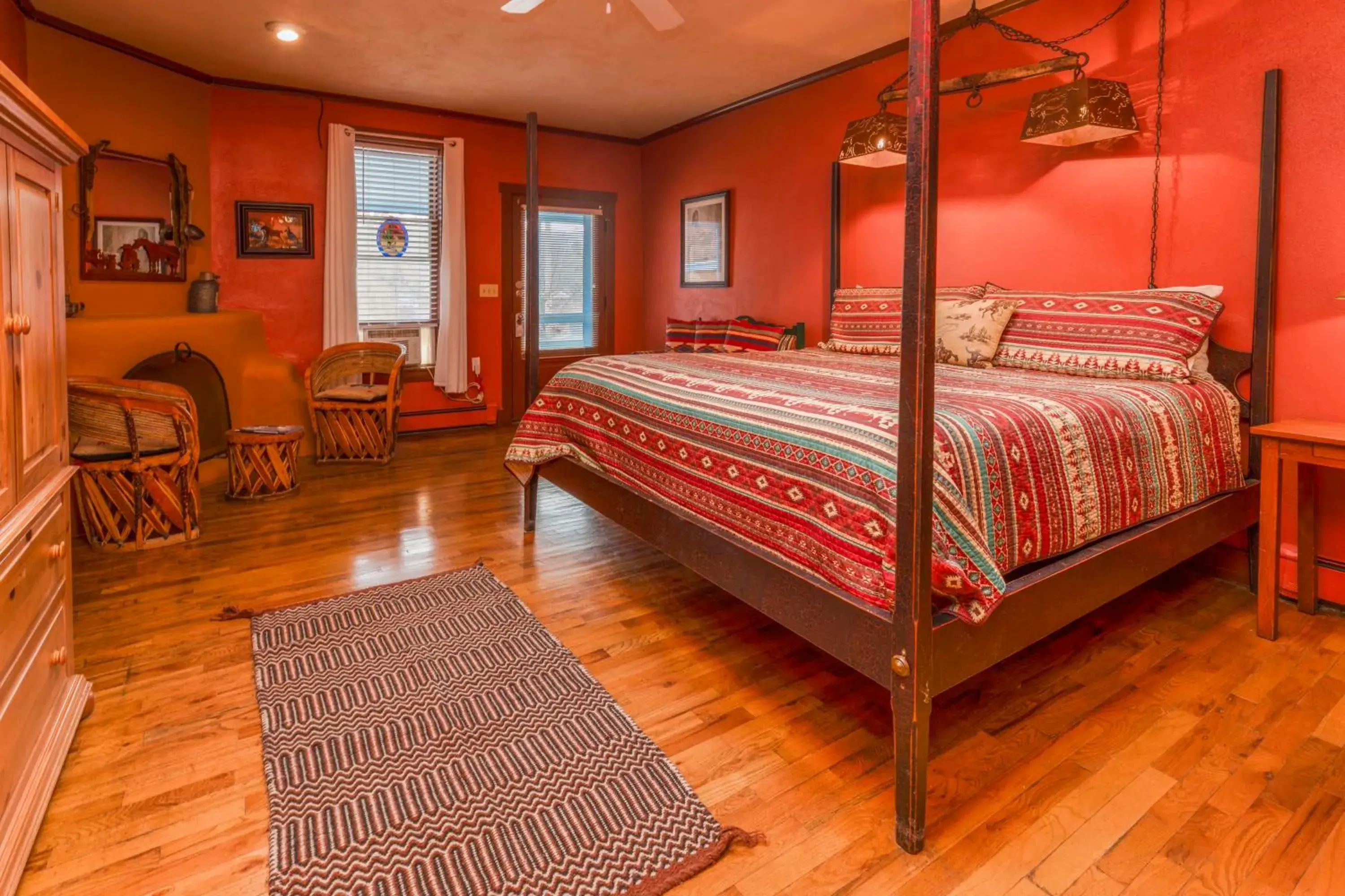 King Room in Casa Benavides Inn King Room in Casa Benavides Inn