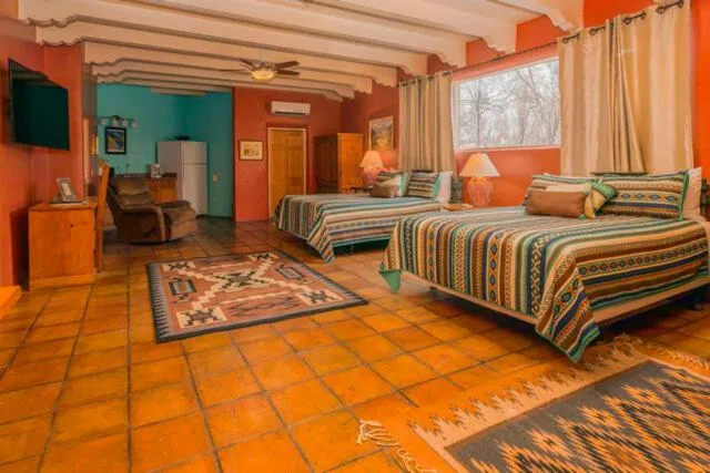 Bed in Casa Benavides Inn