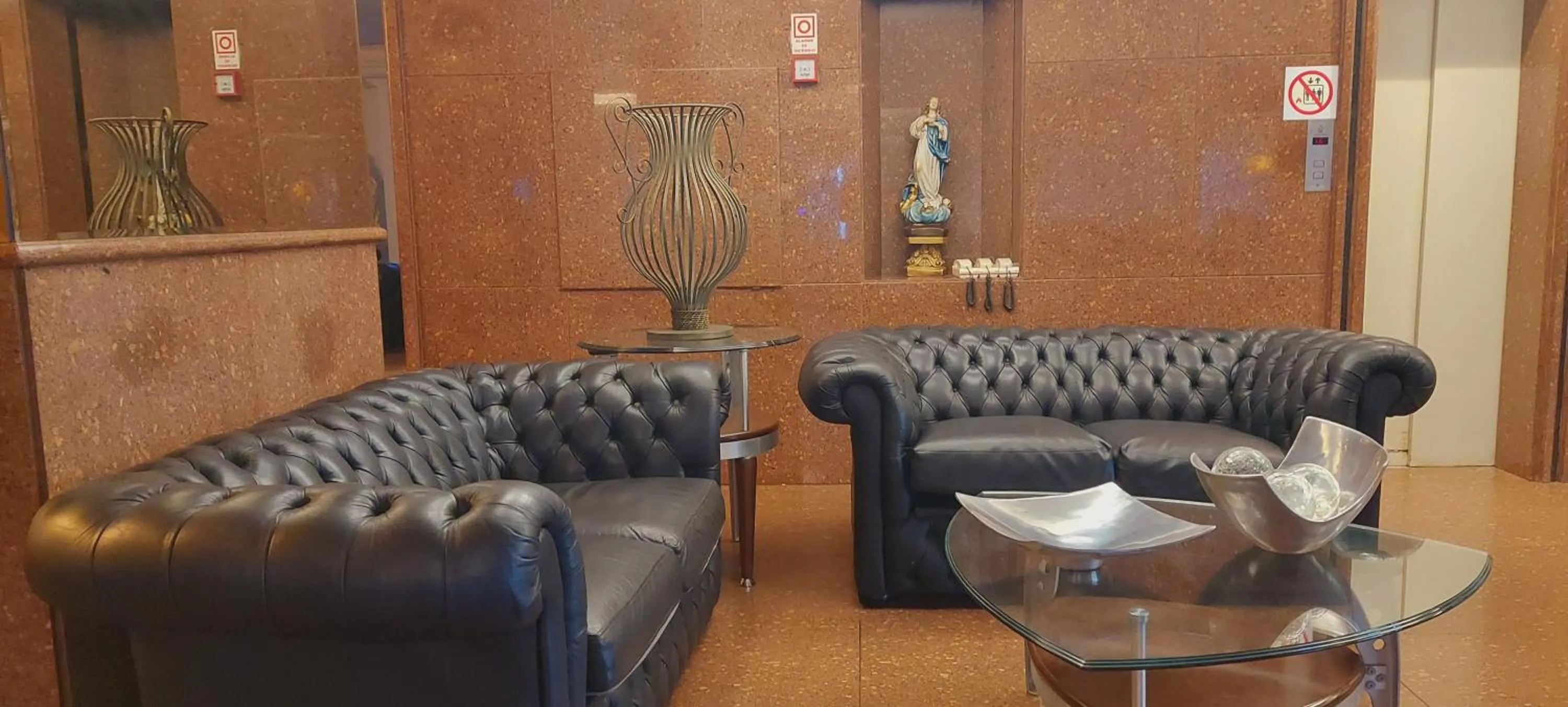 Lobby or reception in Jandaia Hotel Campo Grande