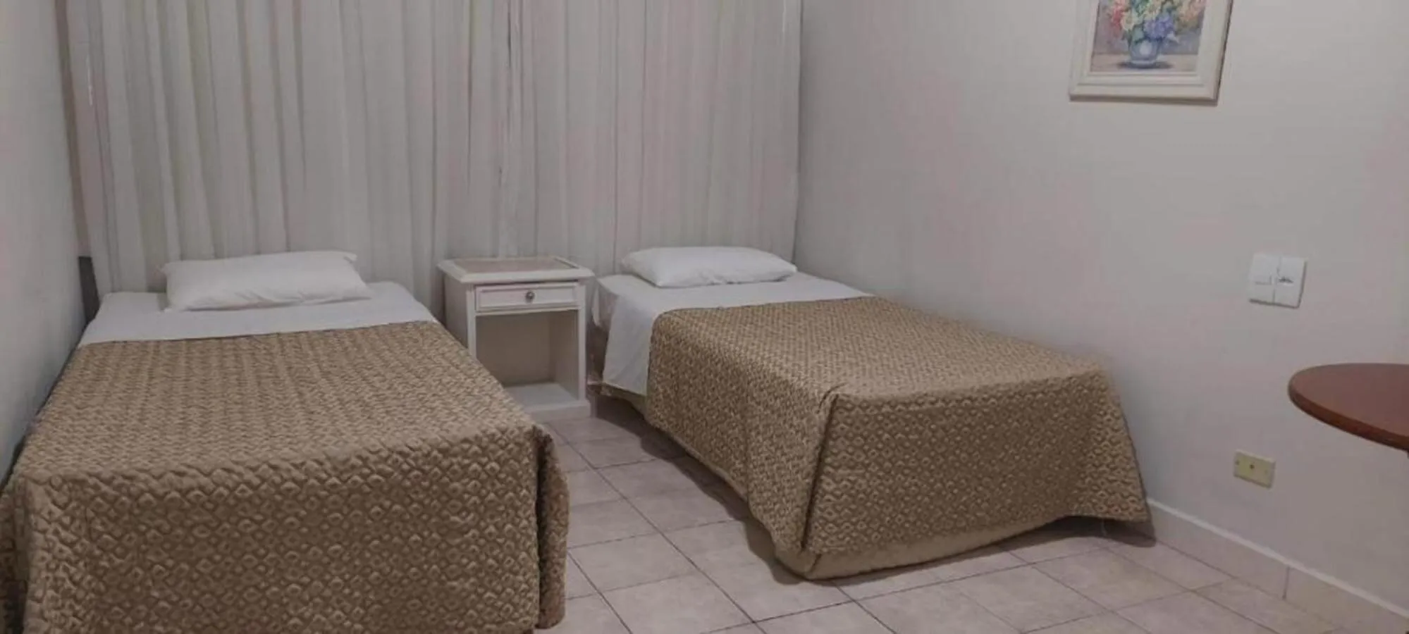 Breakfast, Bed in Jandaia Hotel Campo Grande