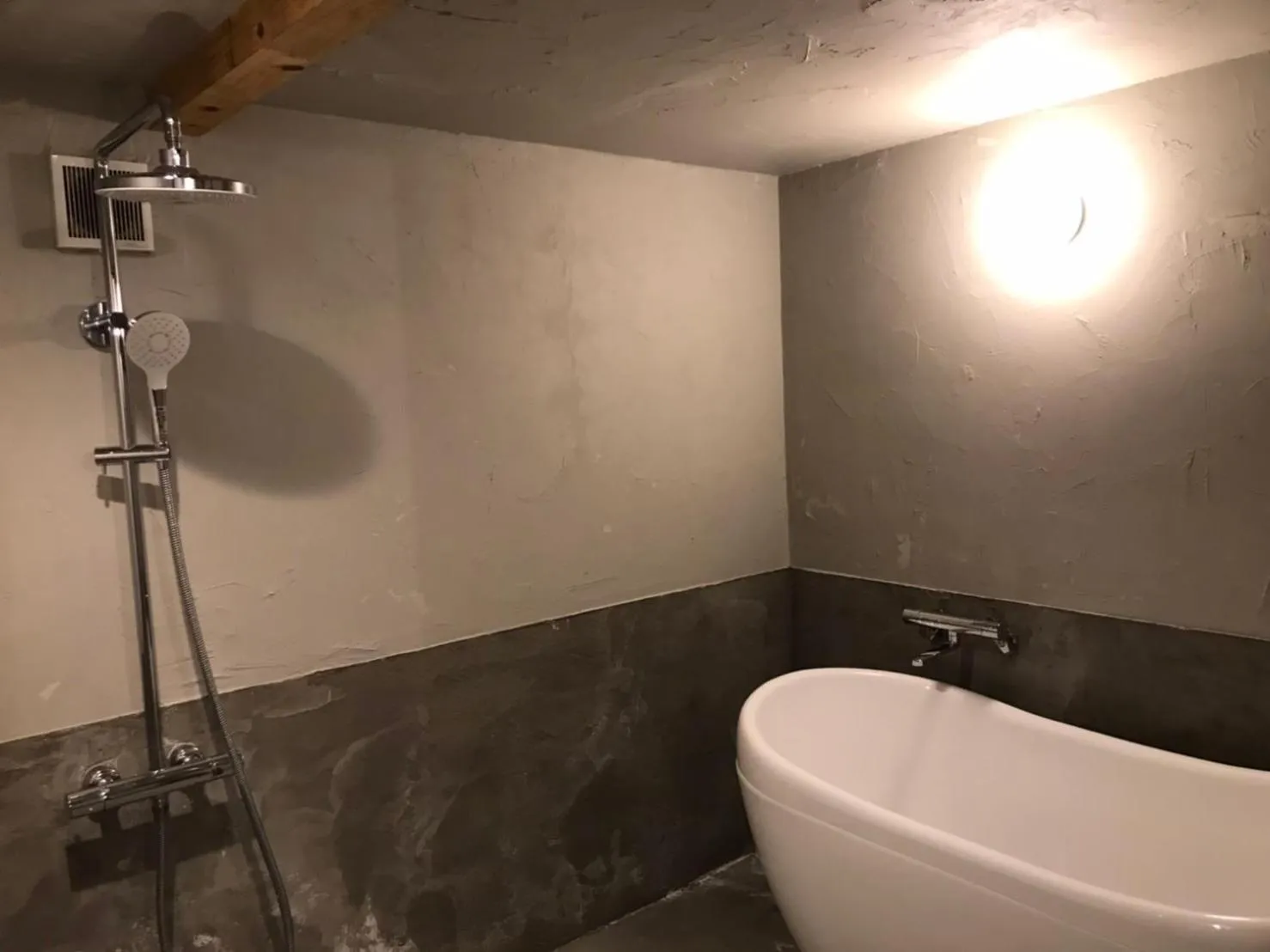 Hot Tub in LOOF Tiny House Camp