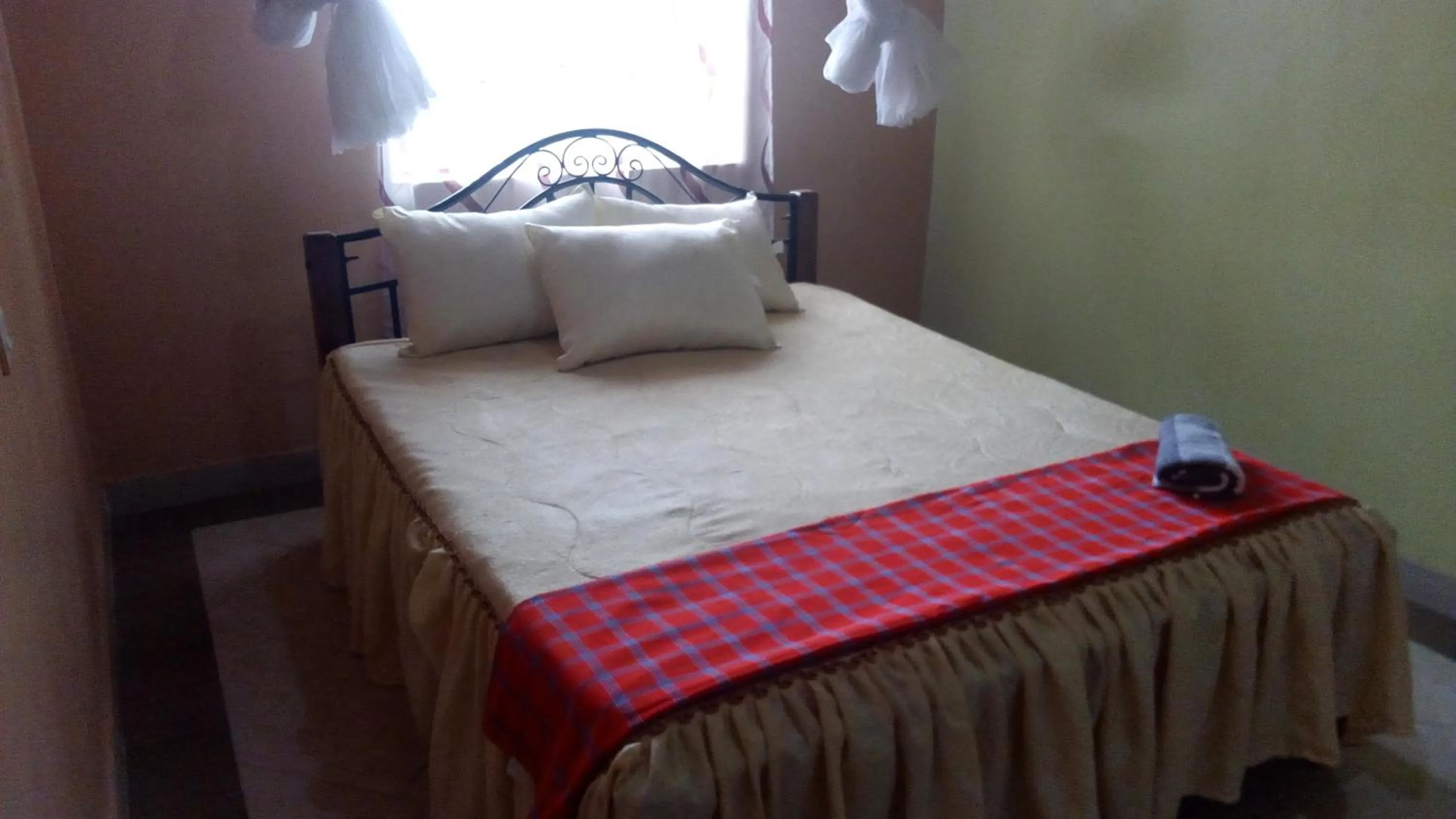 Bedroom, Bed in Palm Nest - Near JKIA
