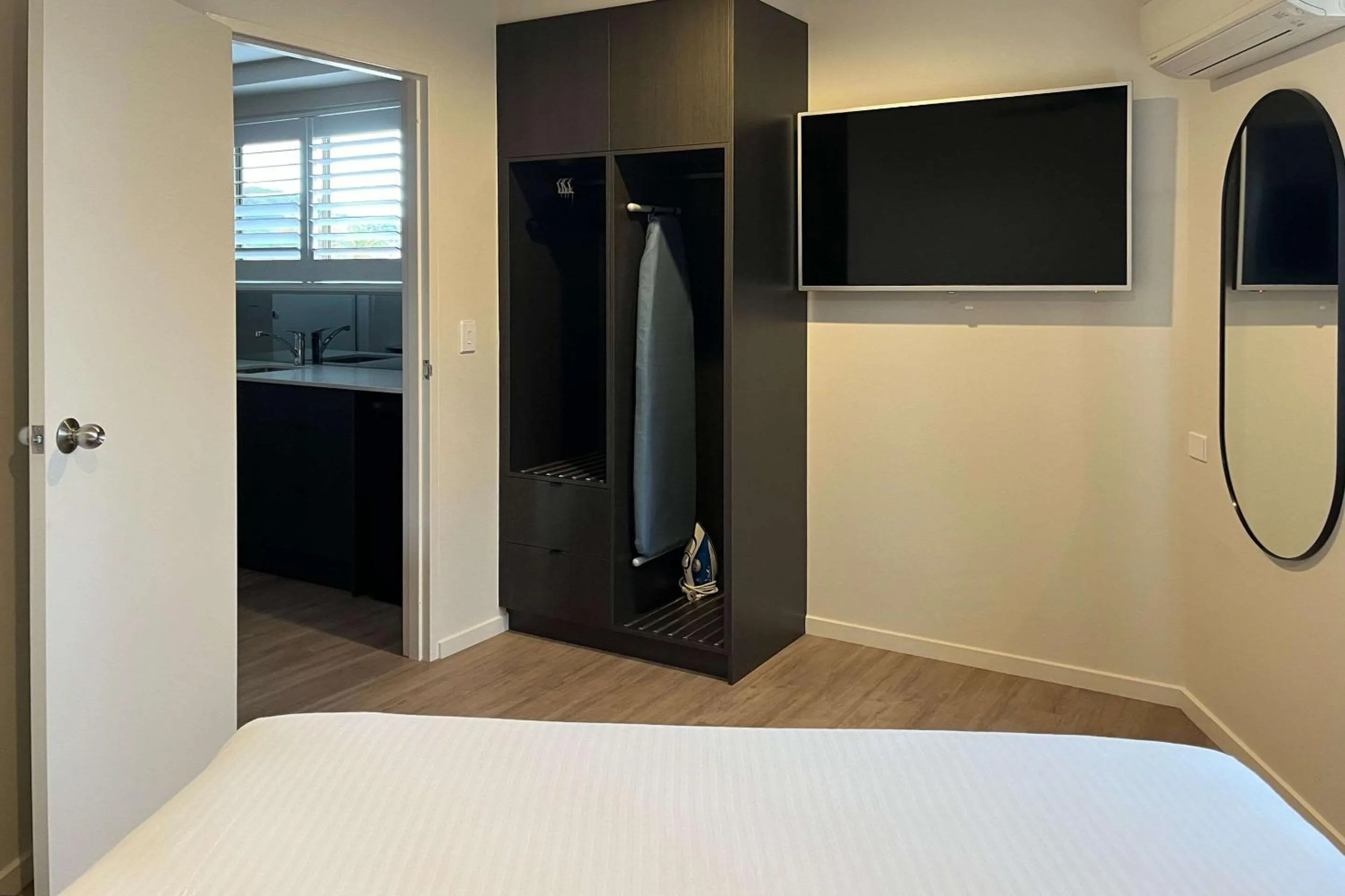 Bedroom, Bed in Quality Hotel City Centre