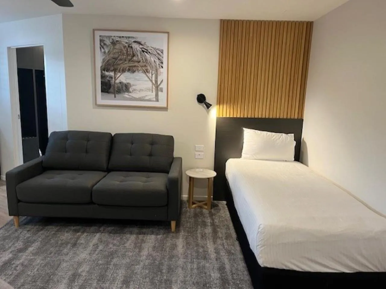 Living room, Bed in Quality Hotel City Centre