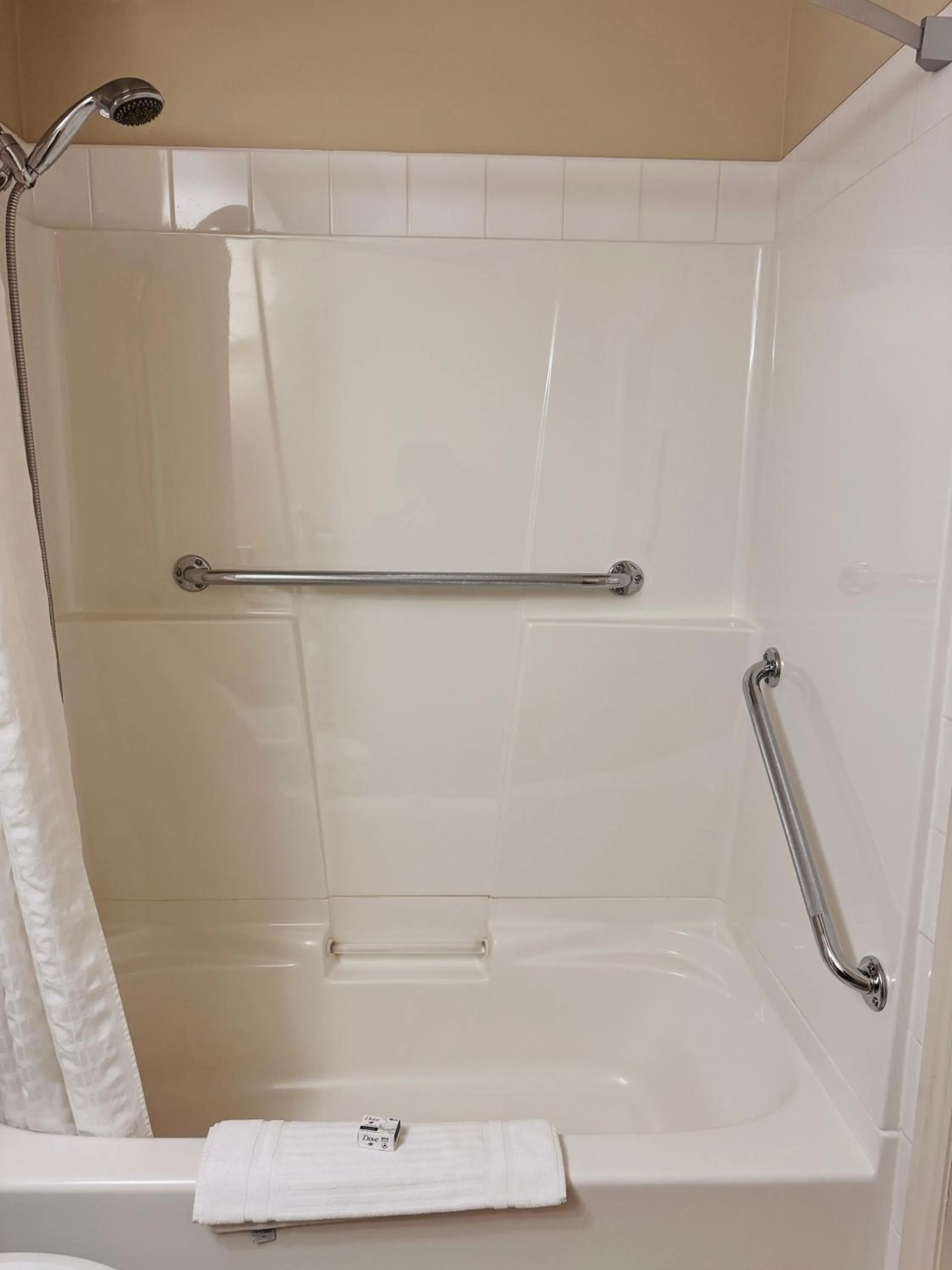 Shower in Super 8 by Wyndham Castlegar BC