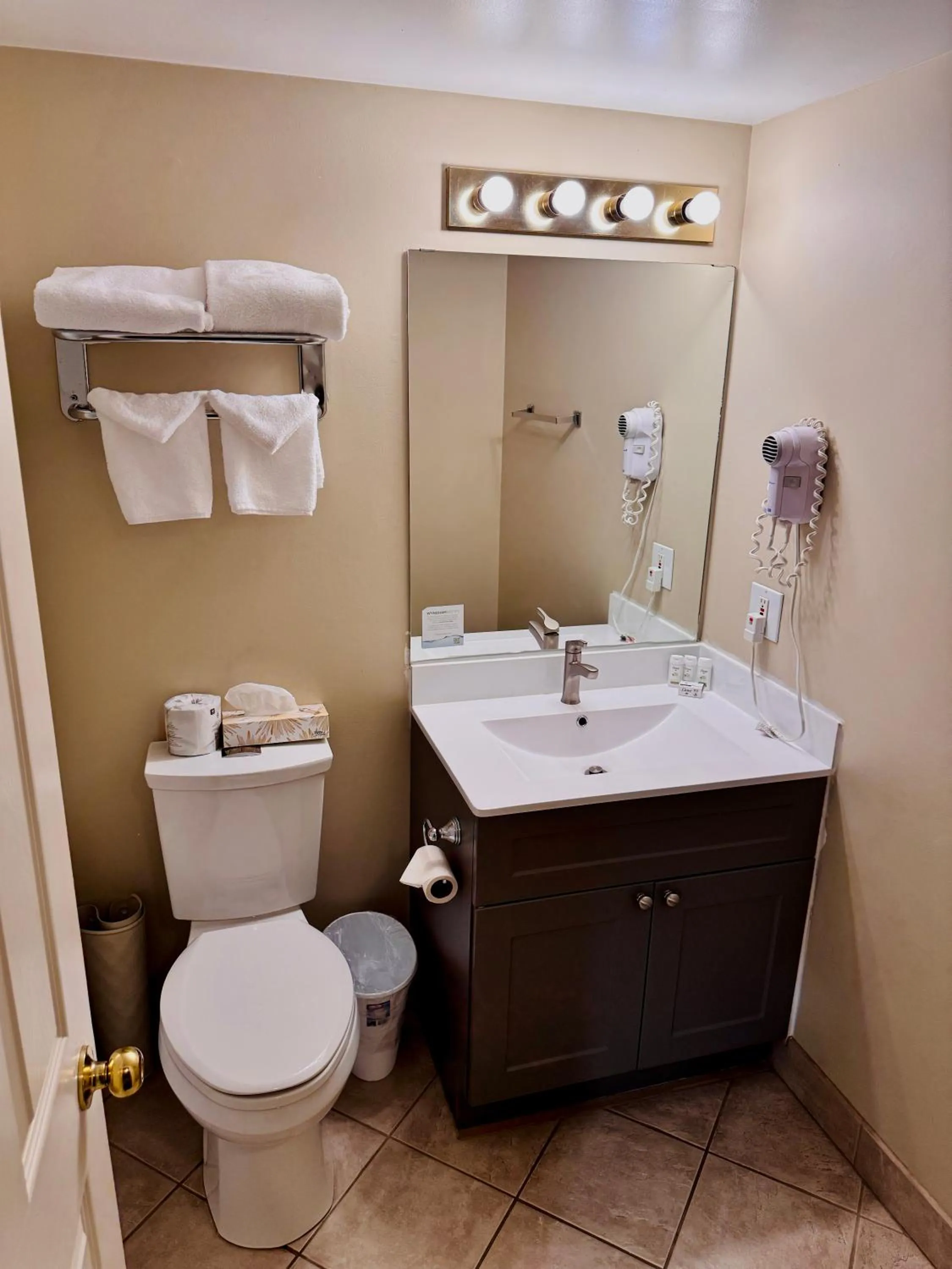 Toilet in Super 8 by Wyndham Castlegar BC