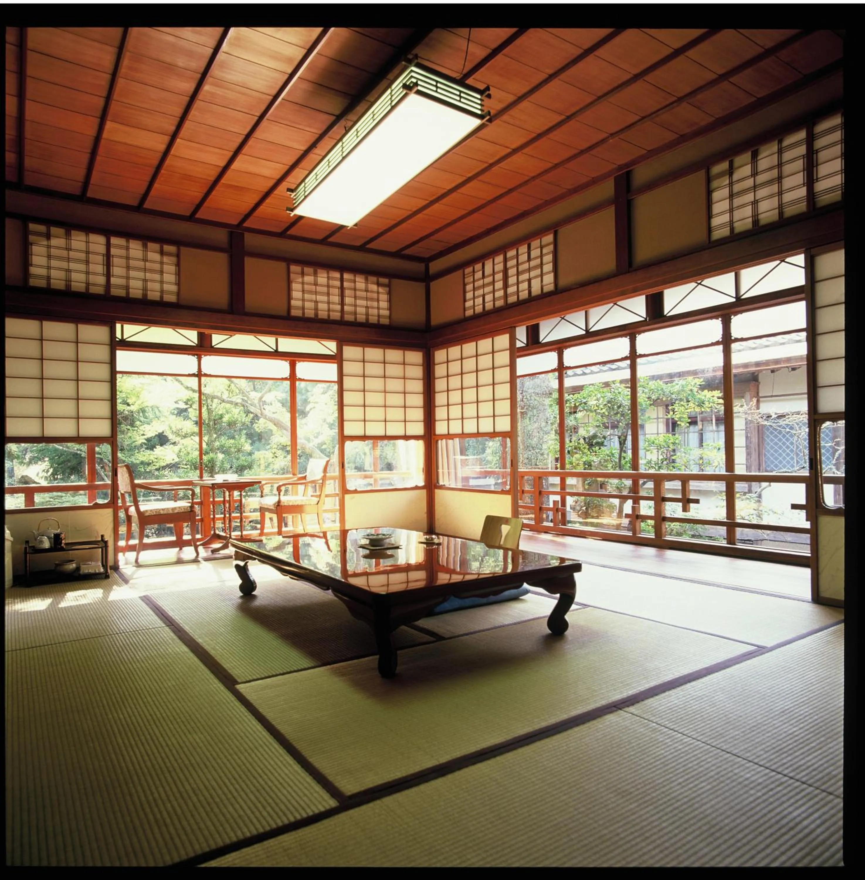 Photo of the whole room in Iwaso
