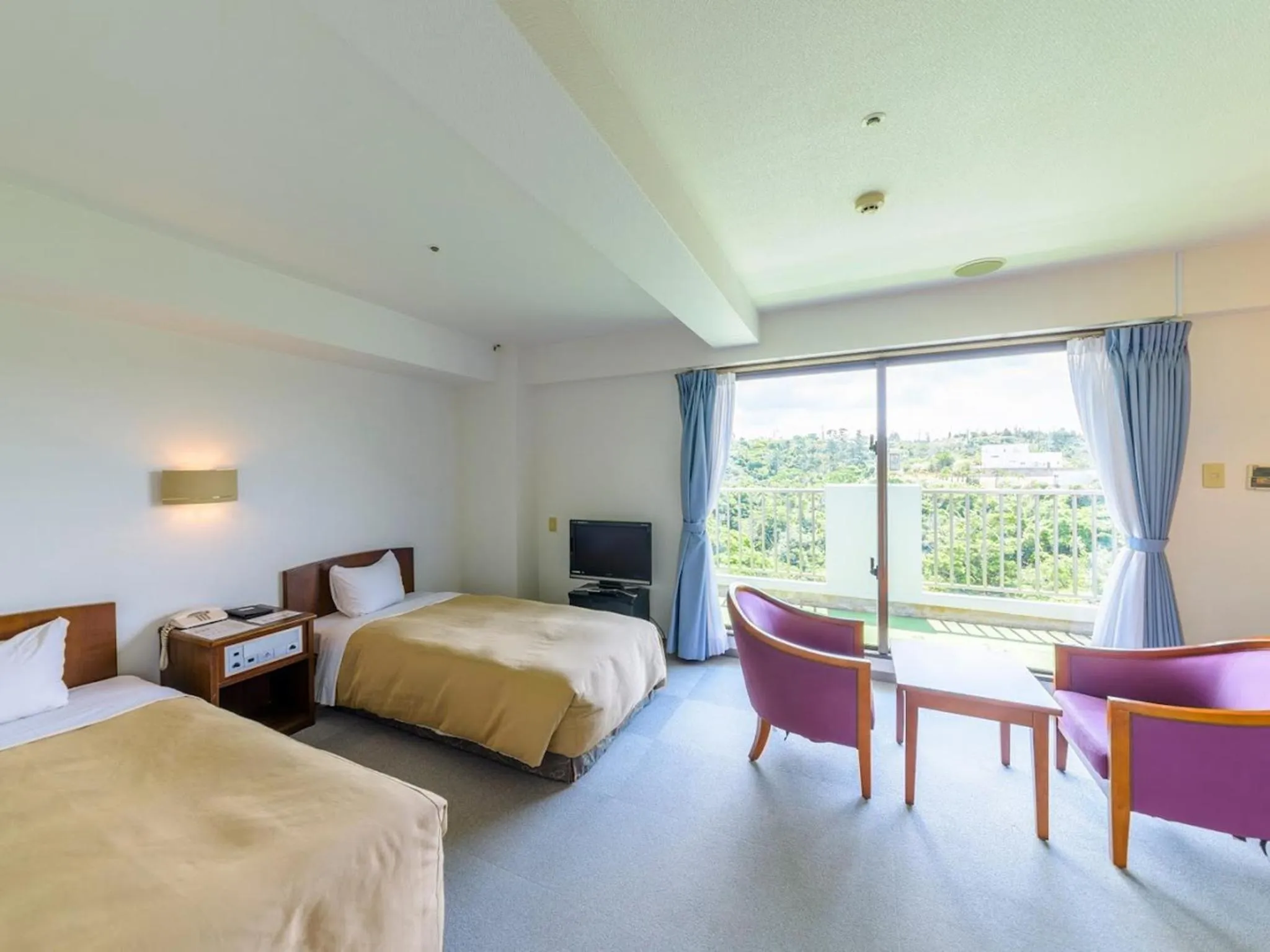 Photo of the whole room in Kanehide Onna Marine View Palace