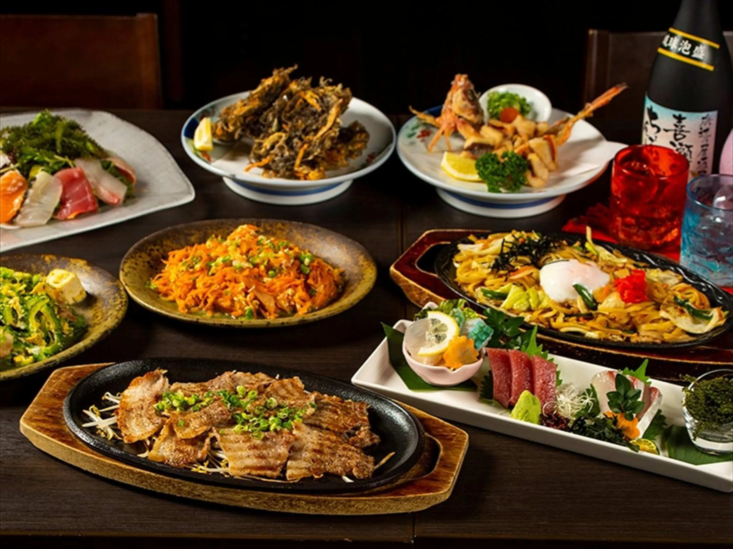 Restaurant/places to eat in Kanehide Kise Beach Palace