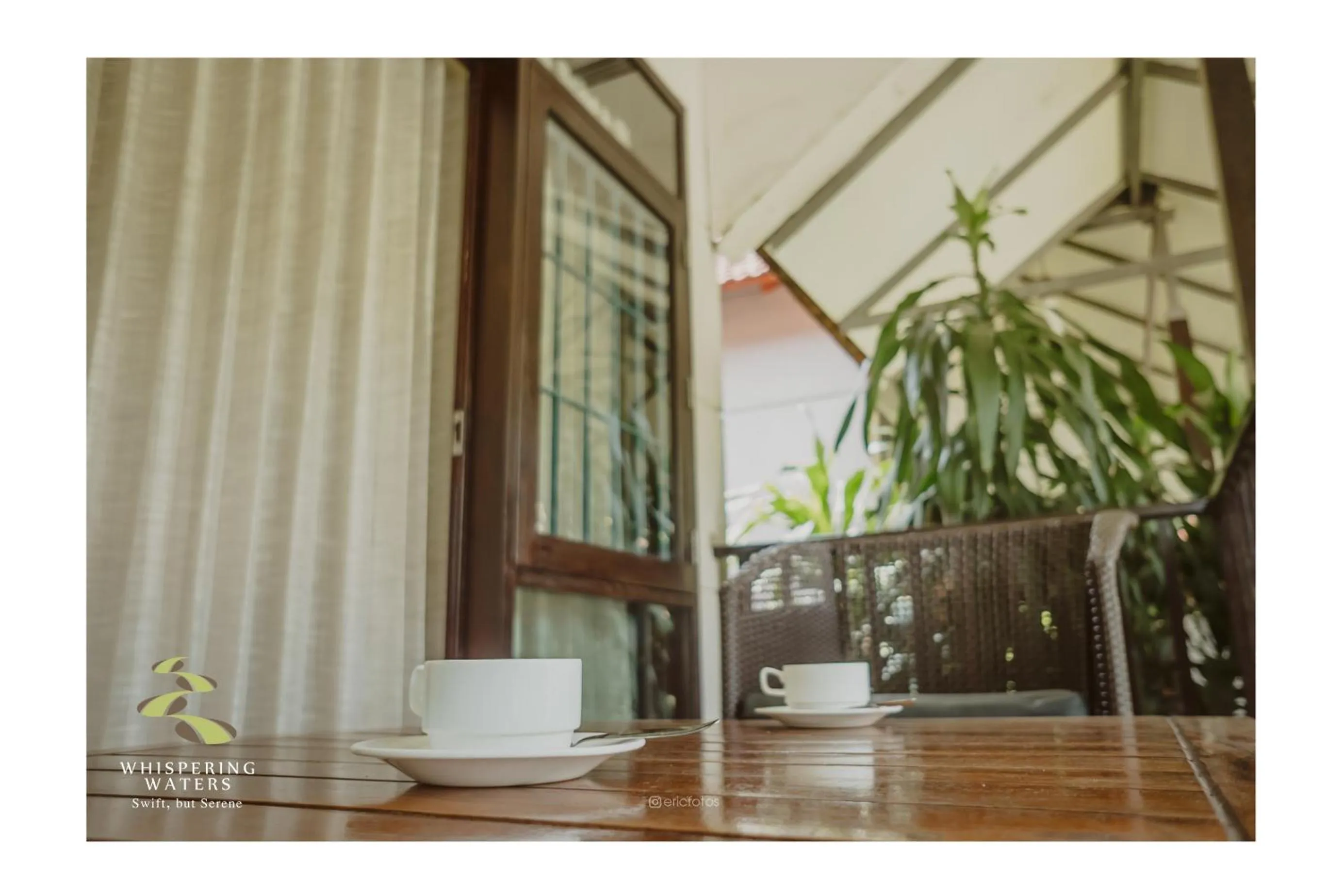 Dining area in Whispering Waters