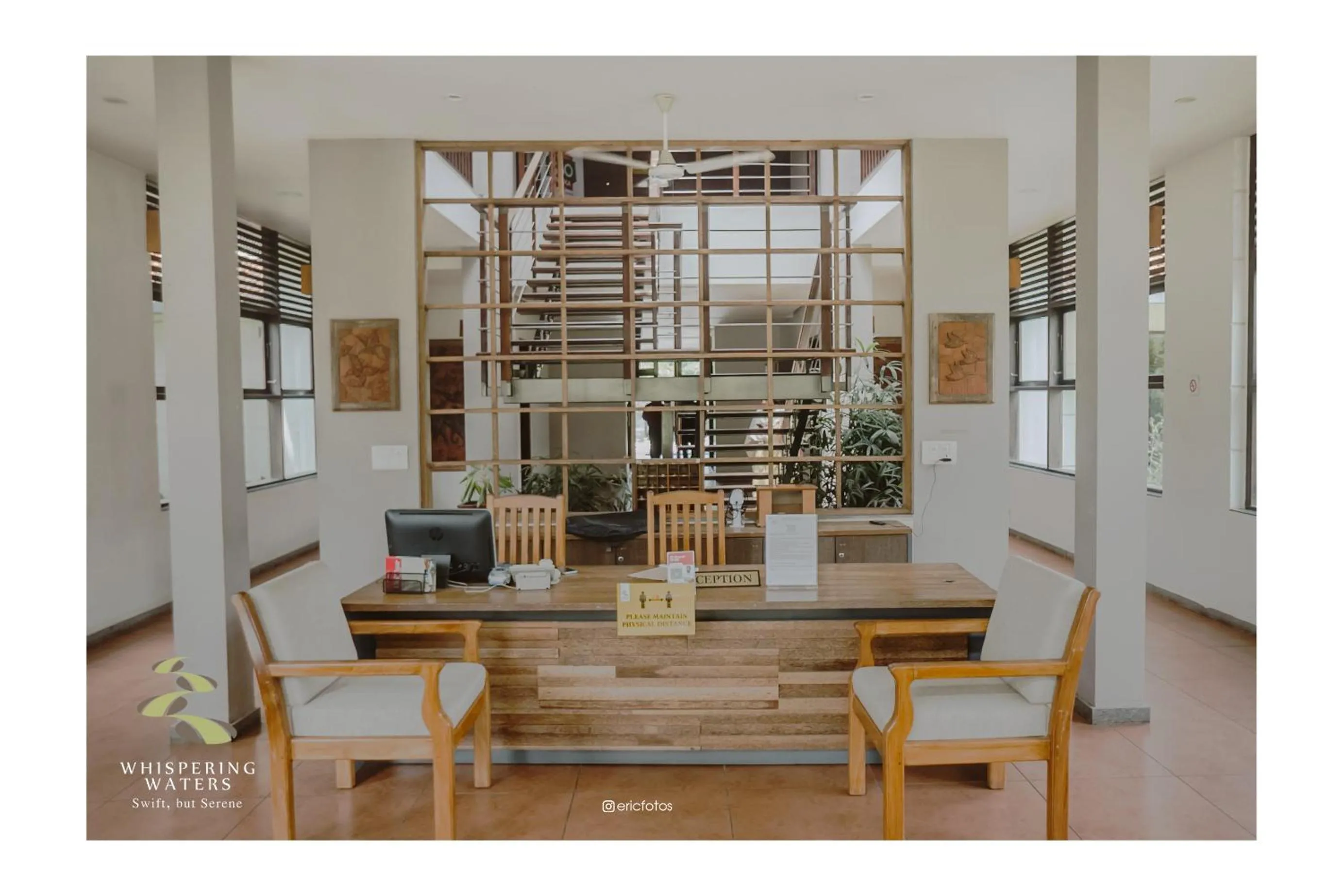 Lobby or reception in Whispering Waters