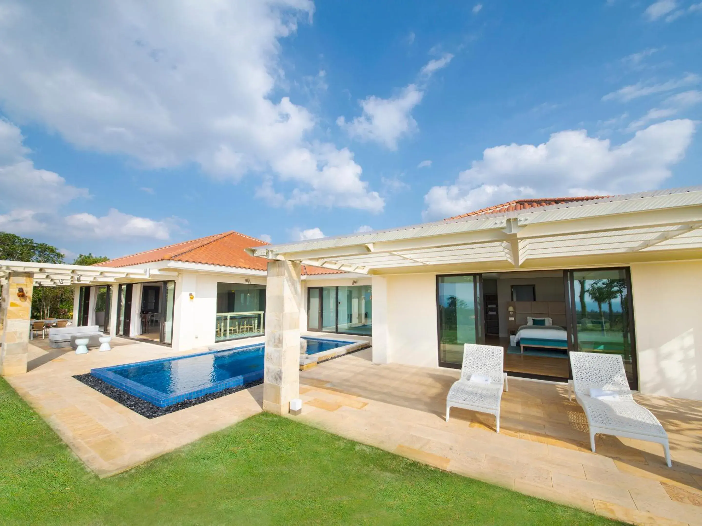 Suite Cottage JINWA 3-Bedroom (With private pool/Usage period: April to October) in Kanehide Kise Country Club Suite Cottage JINWA 3-Bedroom (With private pool/Usage period: April to October) in Kanehide Kise Country Club