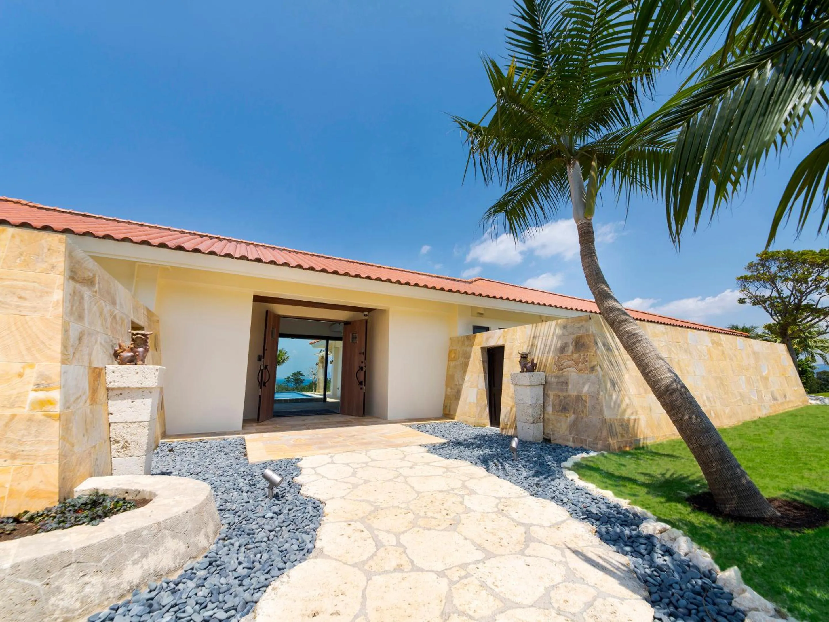 Facade/entrance in Kanehide Kise Country Club