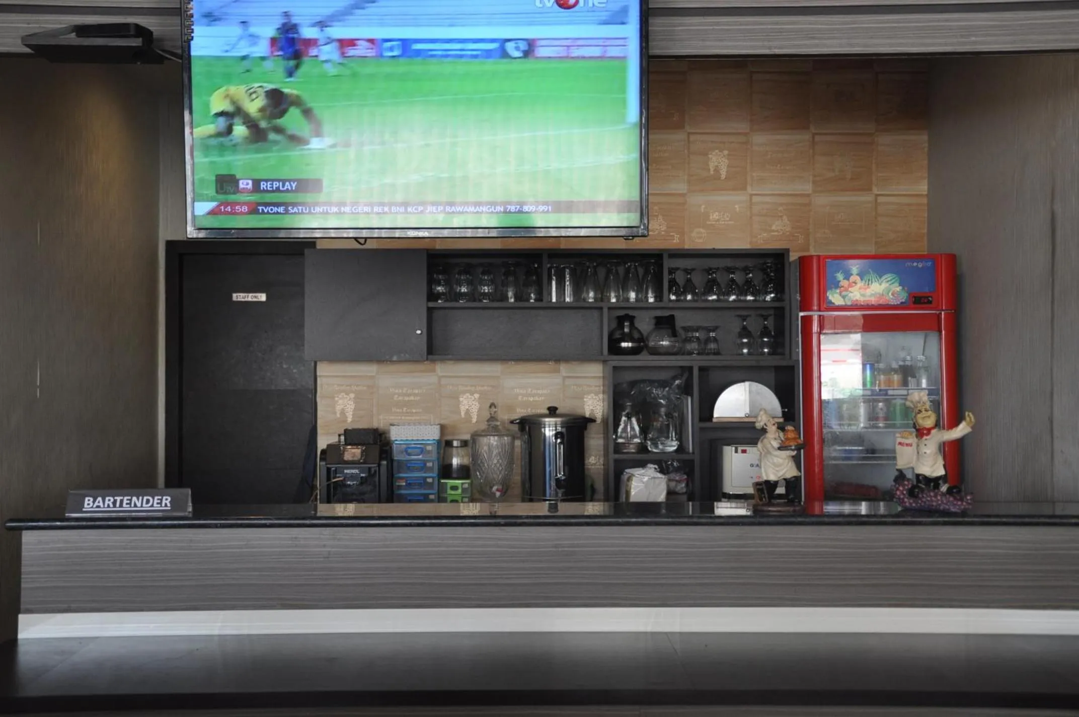 Restaurant/places to eat in Grand Krakatau Hotel Serang