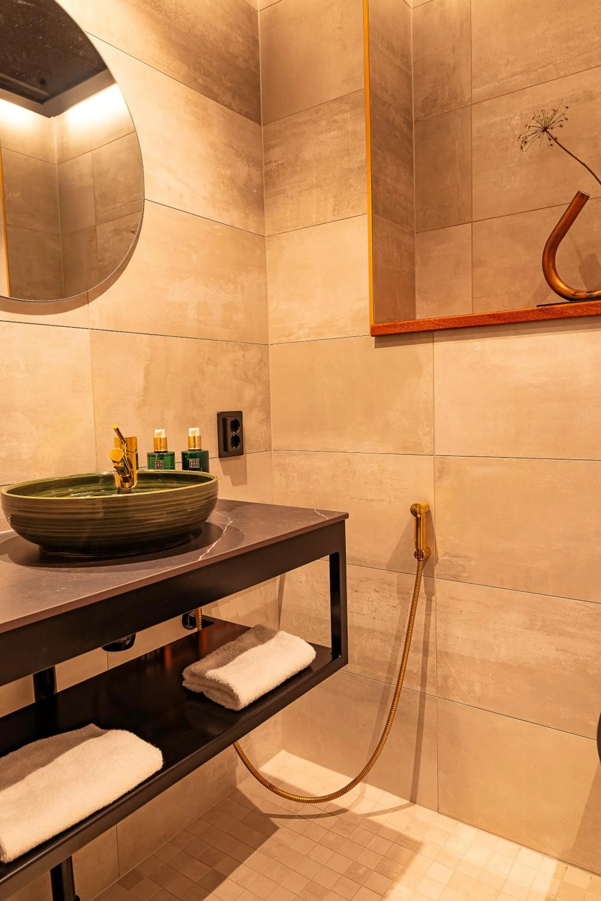 Toilet in Hotel Arkipelag