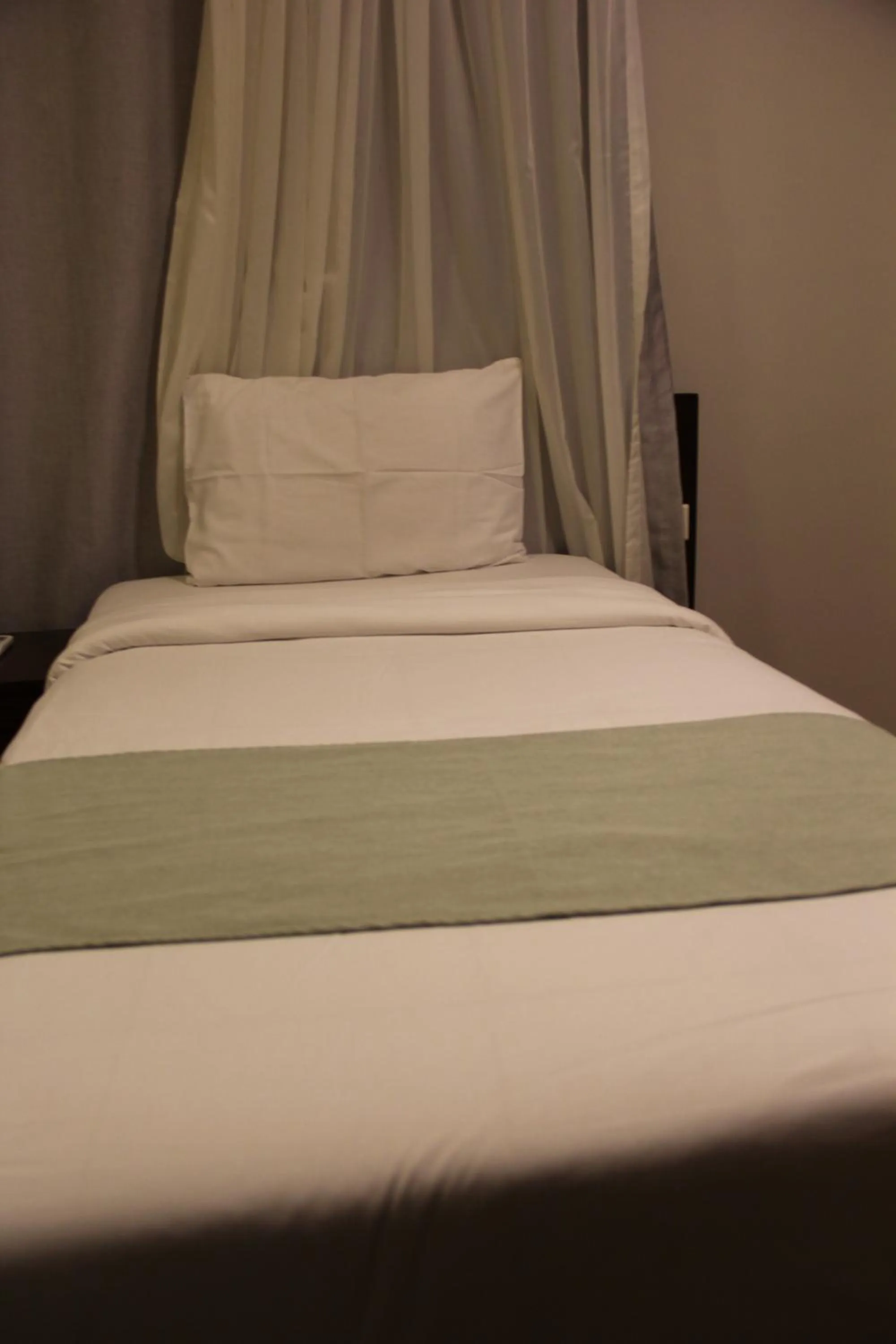 Bed in Elysees Hotel Tahrir Square