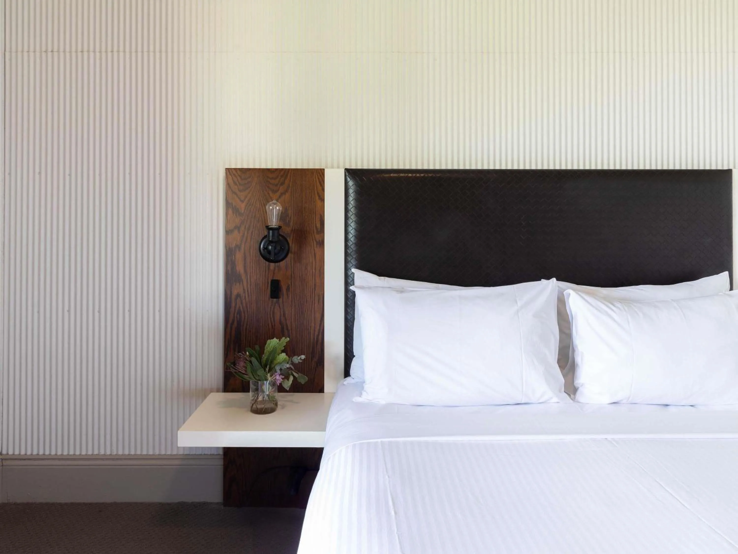 Bedroom, Bed in Q Station