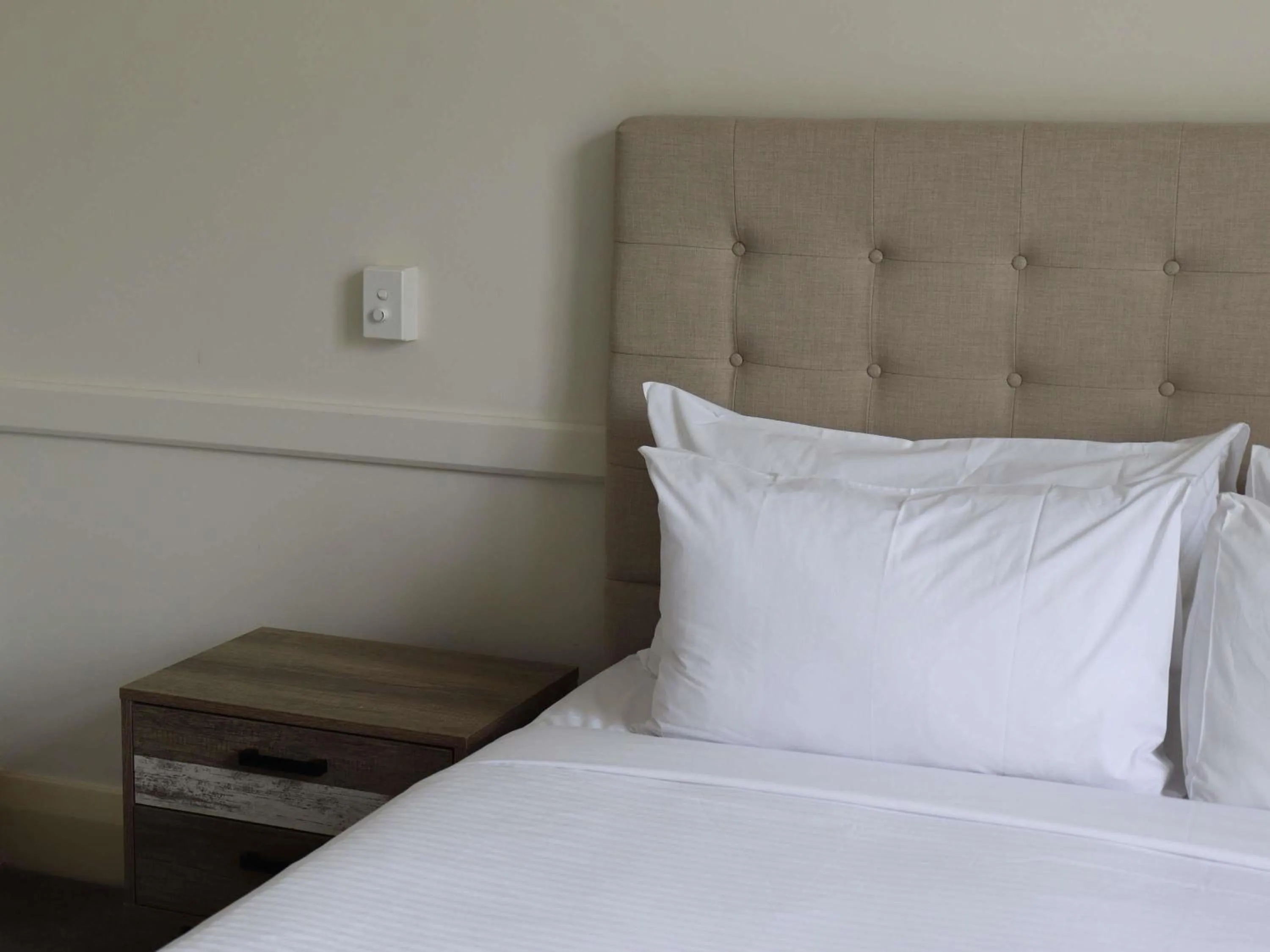 Bedroom, Bed in Q Station