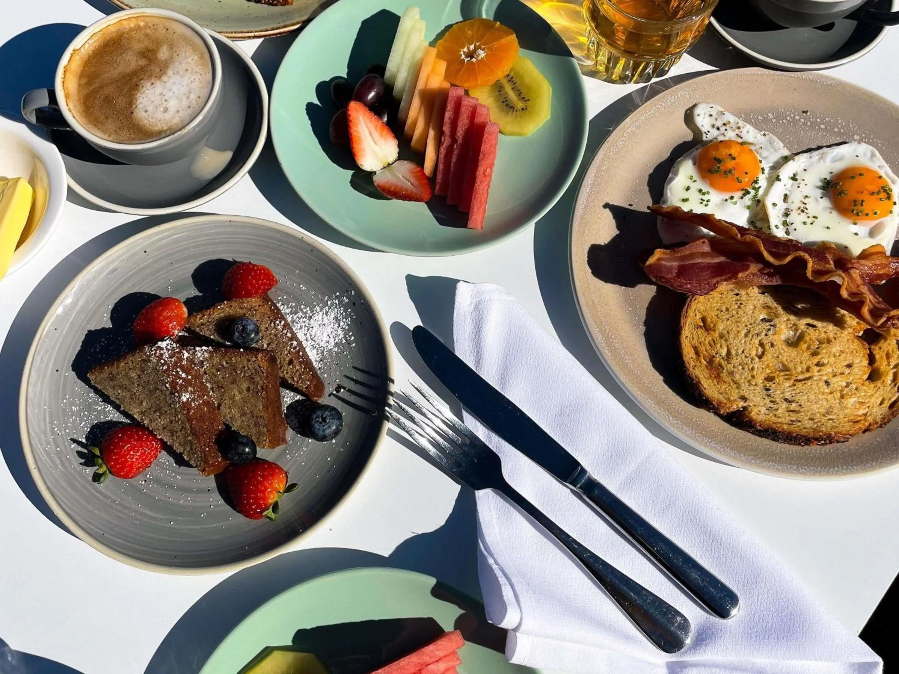 Breakfast in Q Station