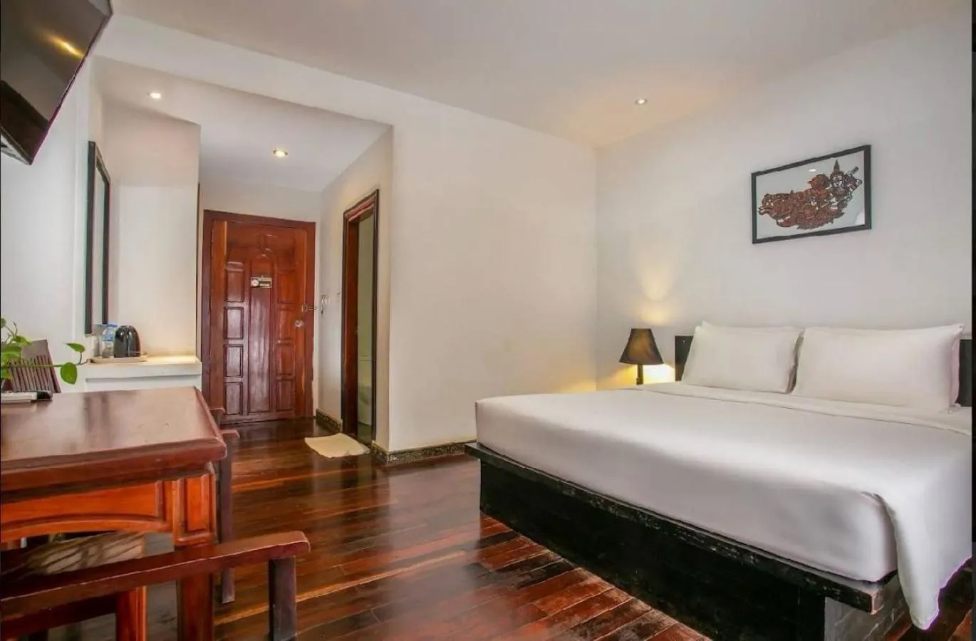 Bed in Apsara Centrepole Hotel