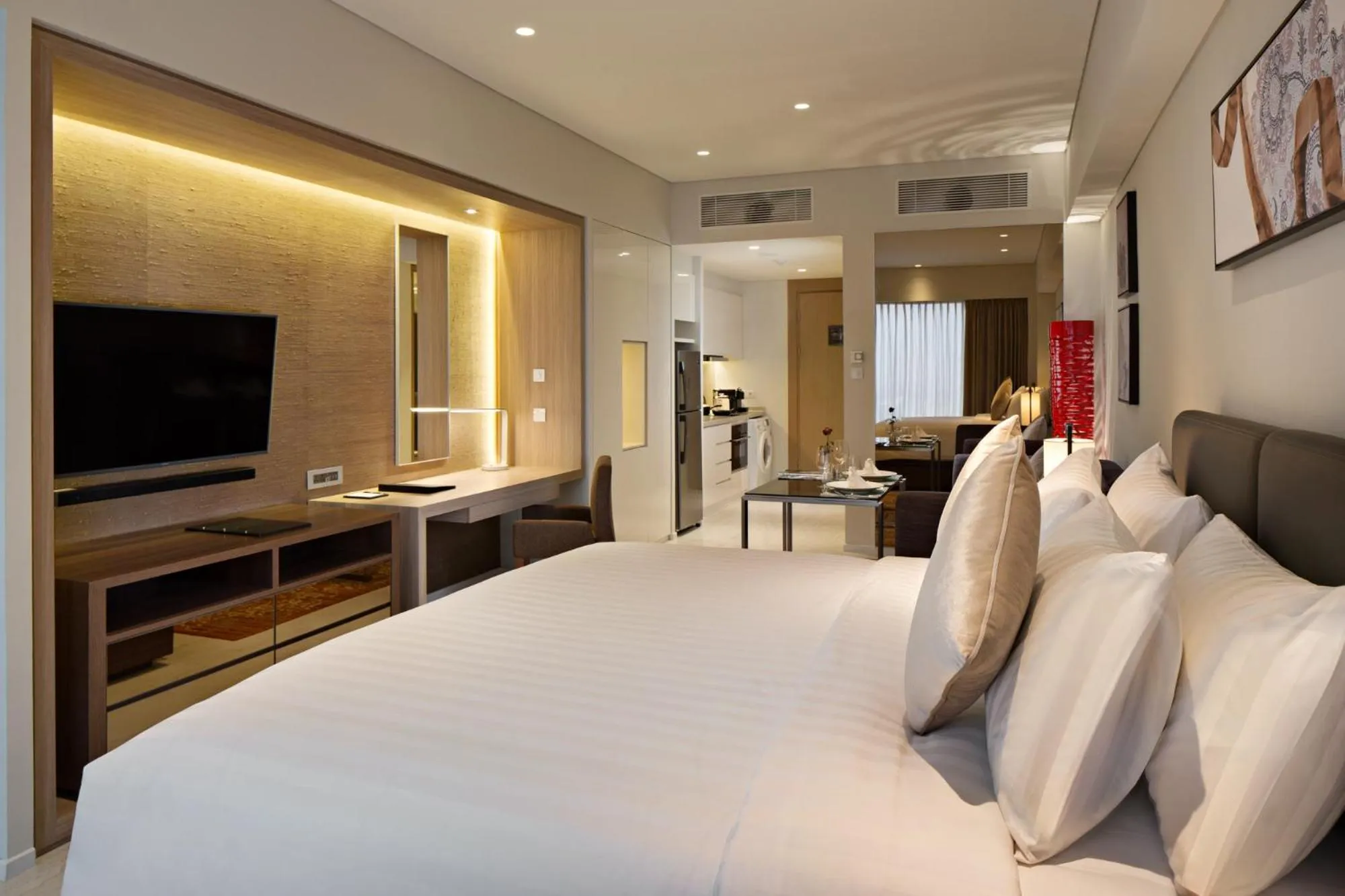 Photo of the whole room, Bed in Oakwood Hotel & Residence Surabaya