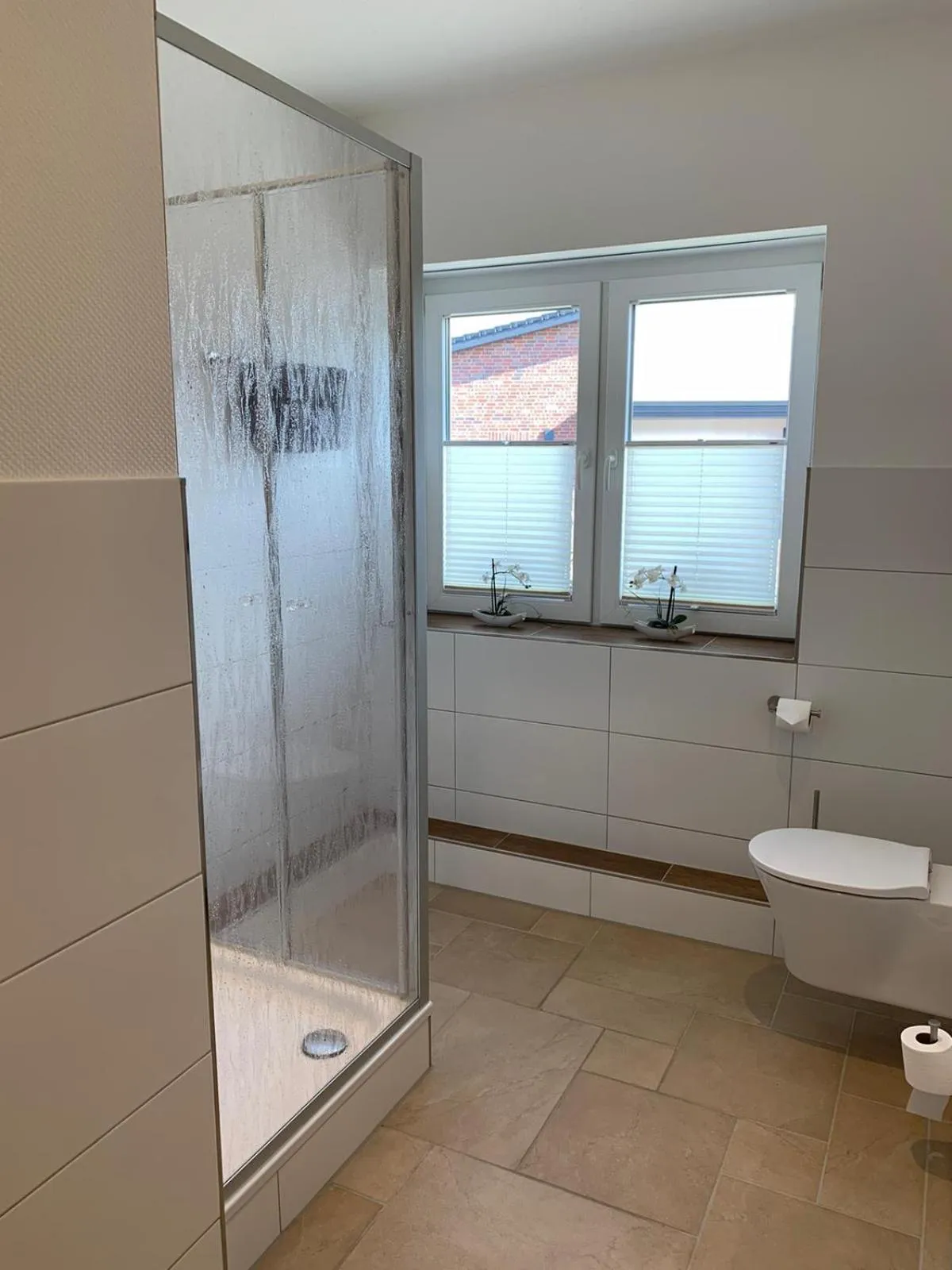 Shower in Motel Am Bürgerpark