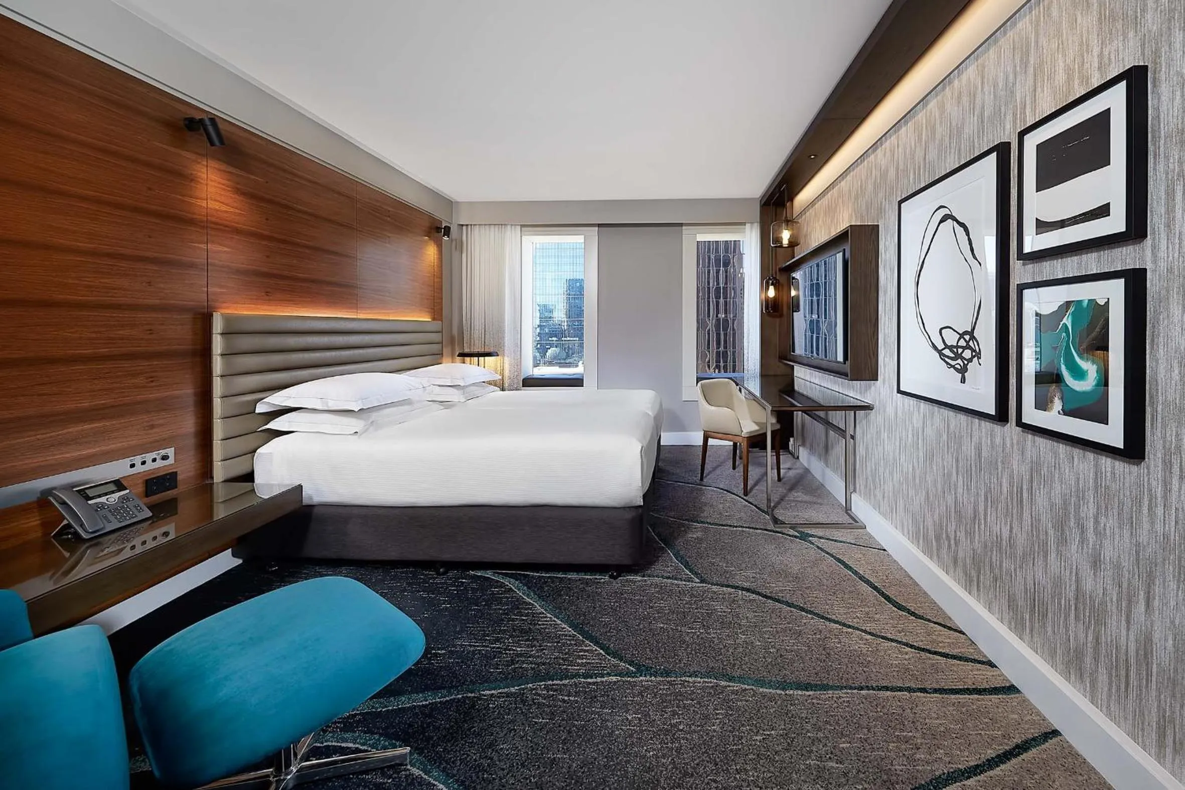 Bedroom, Bed in Hilton Sydney