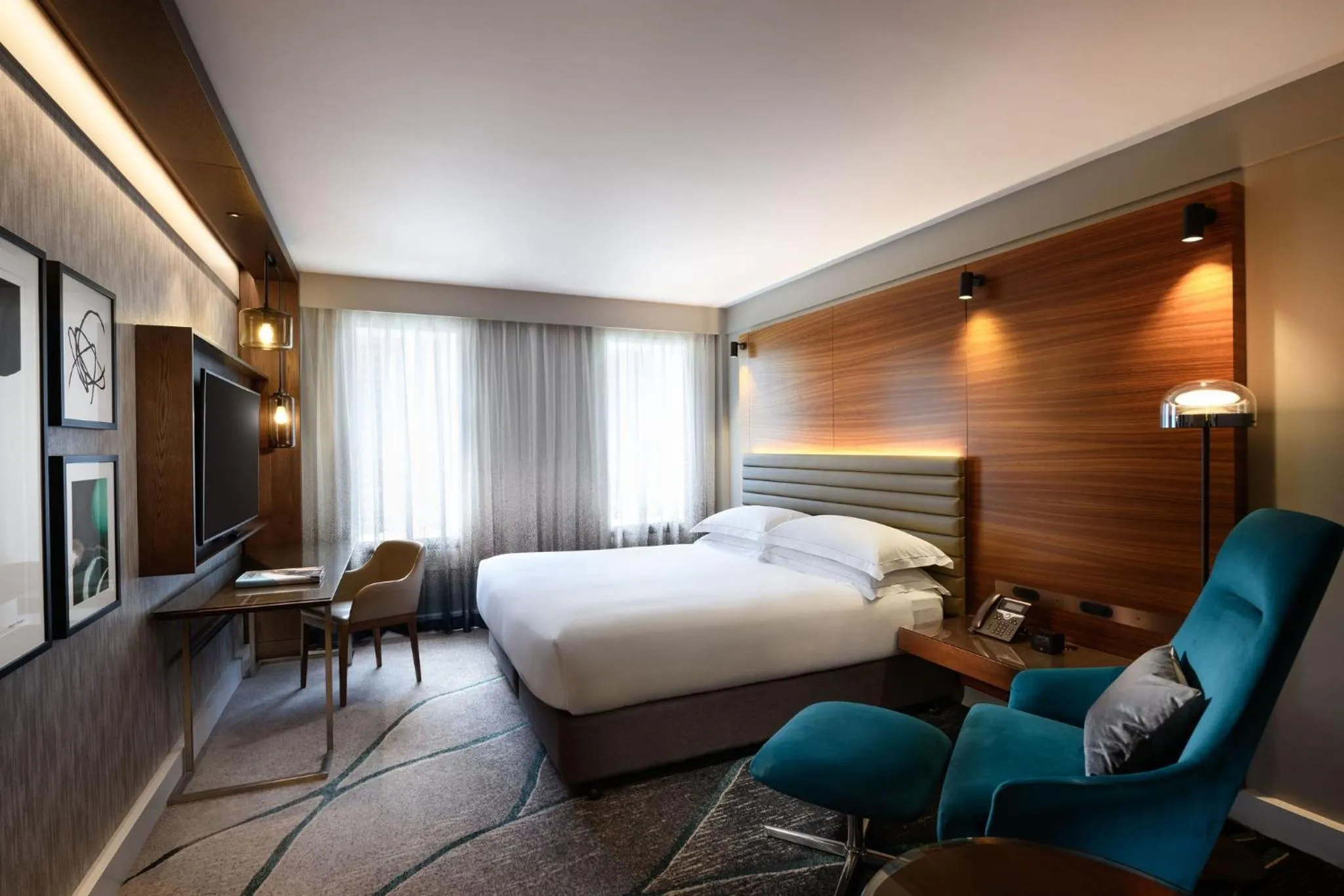 Bed in Hilton Sydney