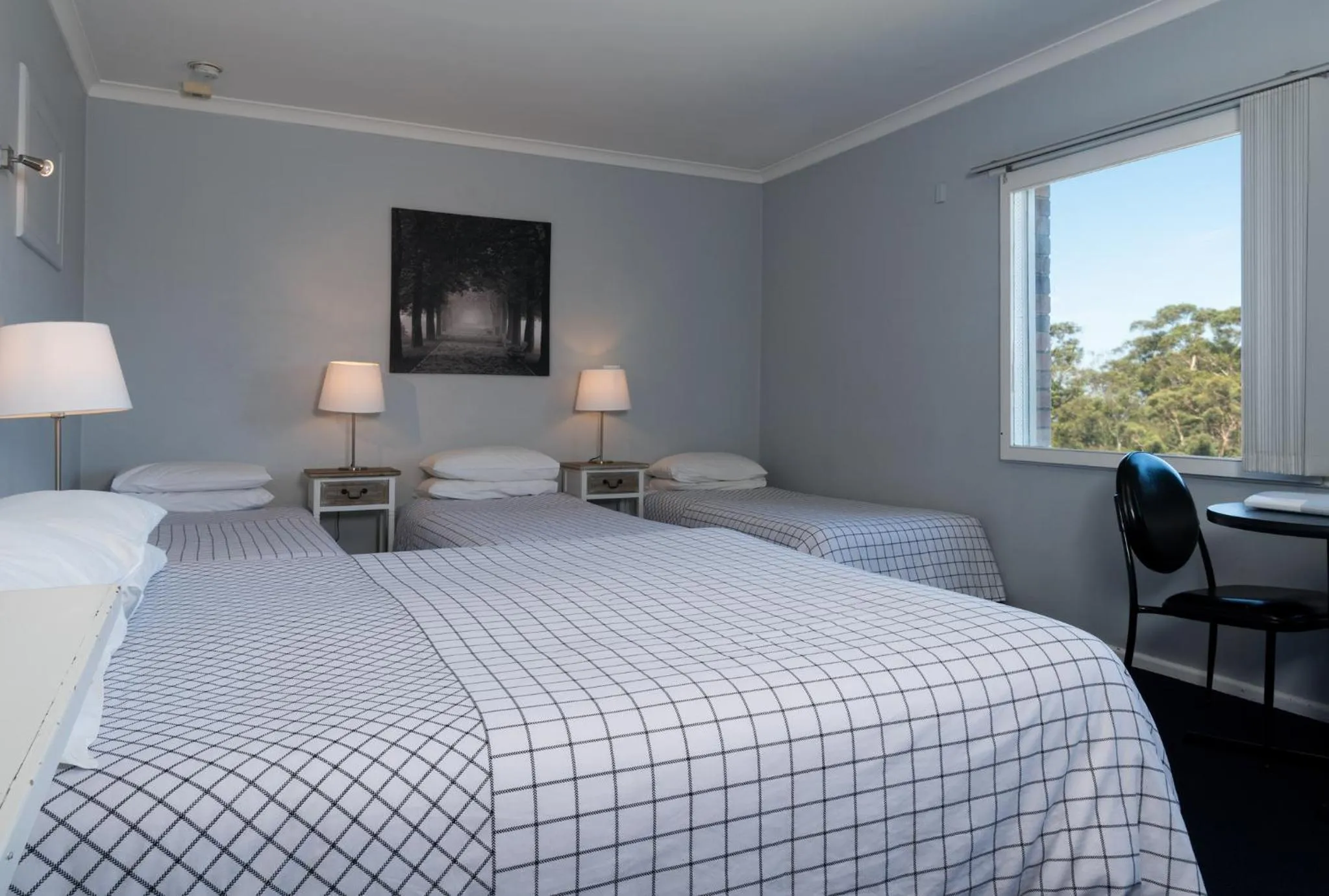 Bed in Blue Mountains Highway Motel