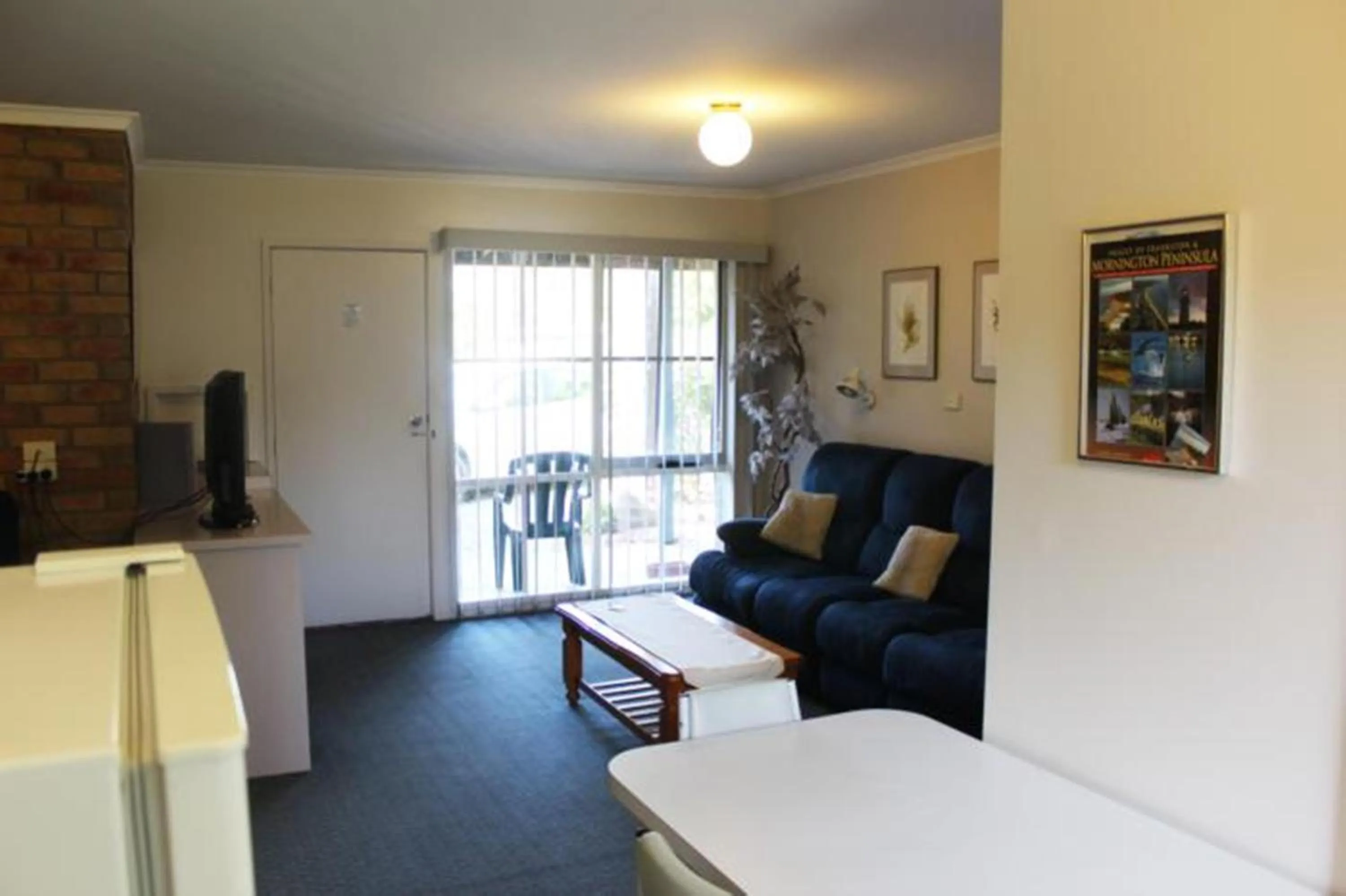 Day in The Balnarring Motel