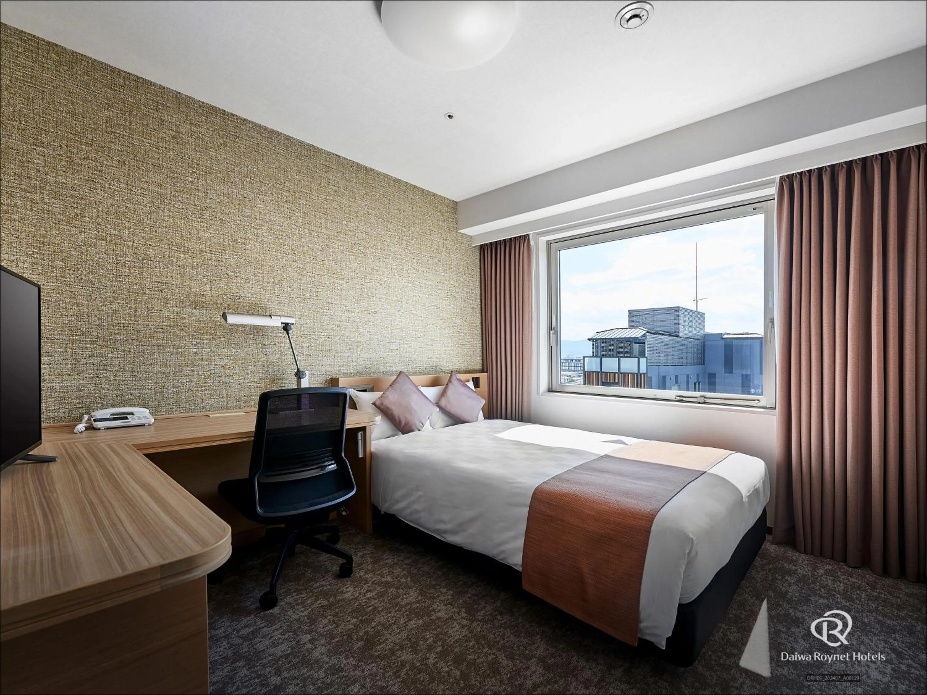 Bedroom, Bed in Daiwa Roynet Hotel Kyoto-Hachijoguchi