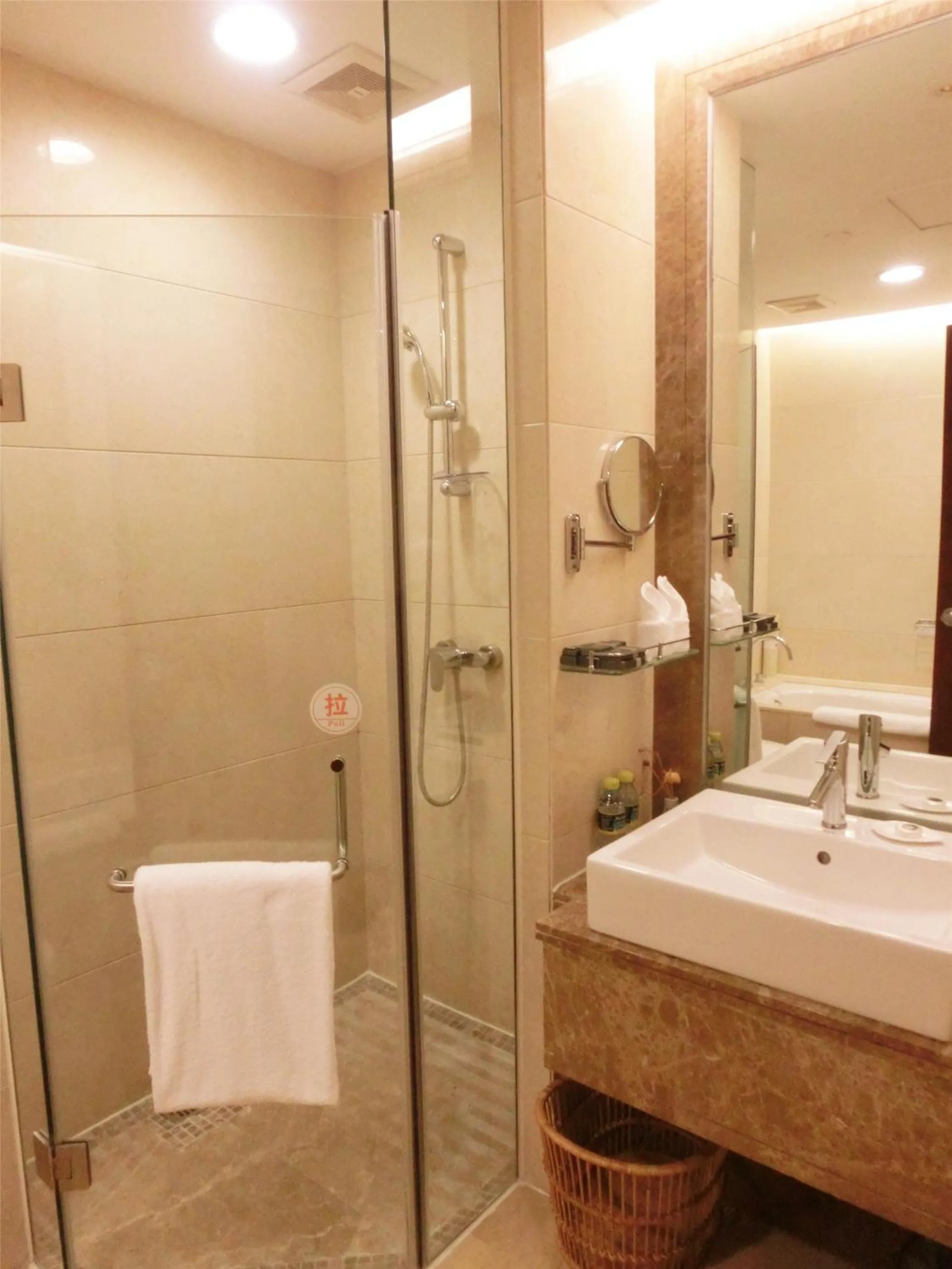 Bathroom in Guangzhou Baiyun International Convention Center