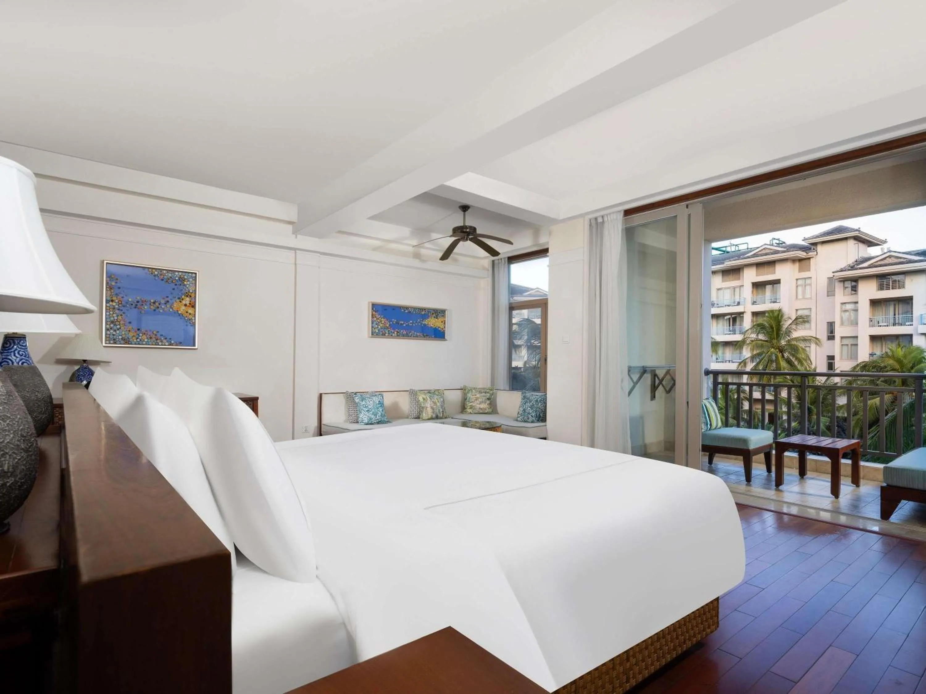 Bedroom, Bed in Swissôtel Sanya Yalong Bay