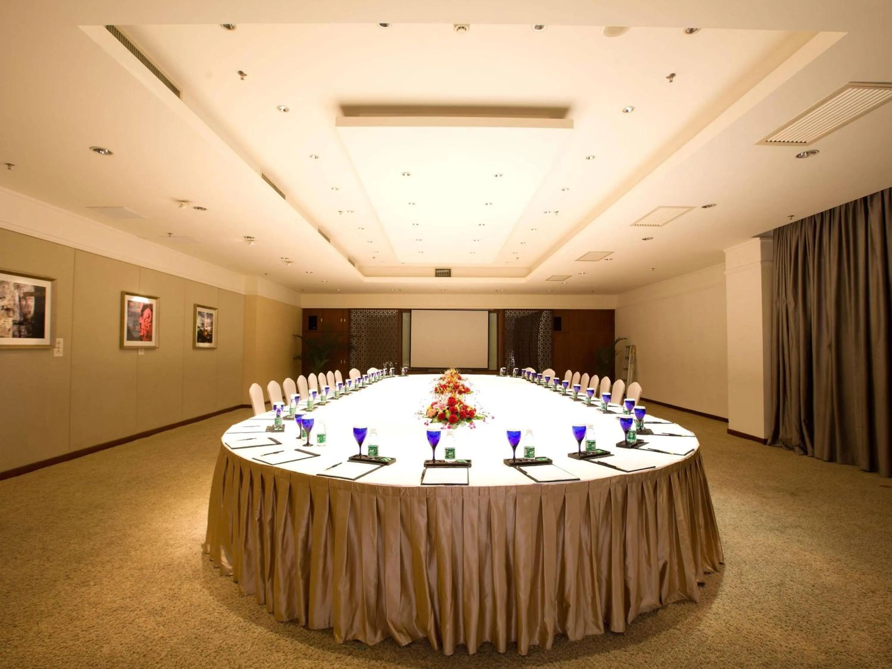 Meeting/conference room in Swissôtel Sanya Yalong Bay