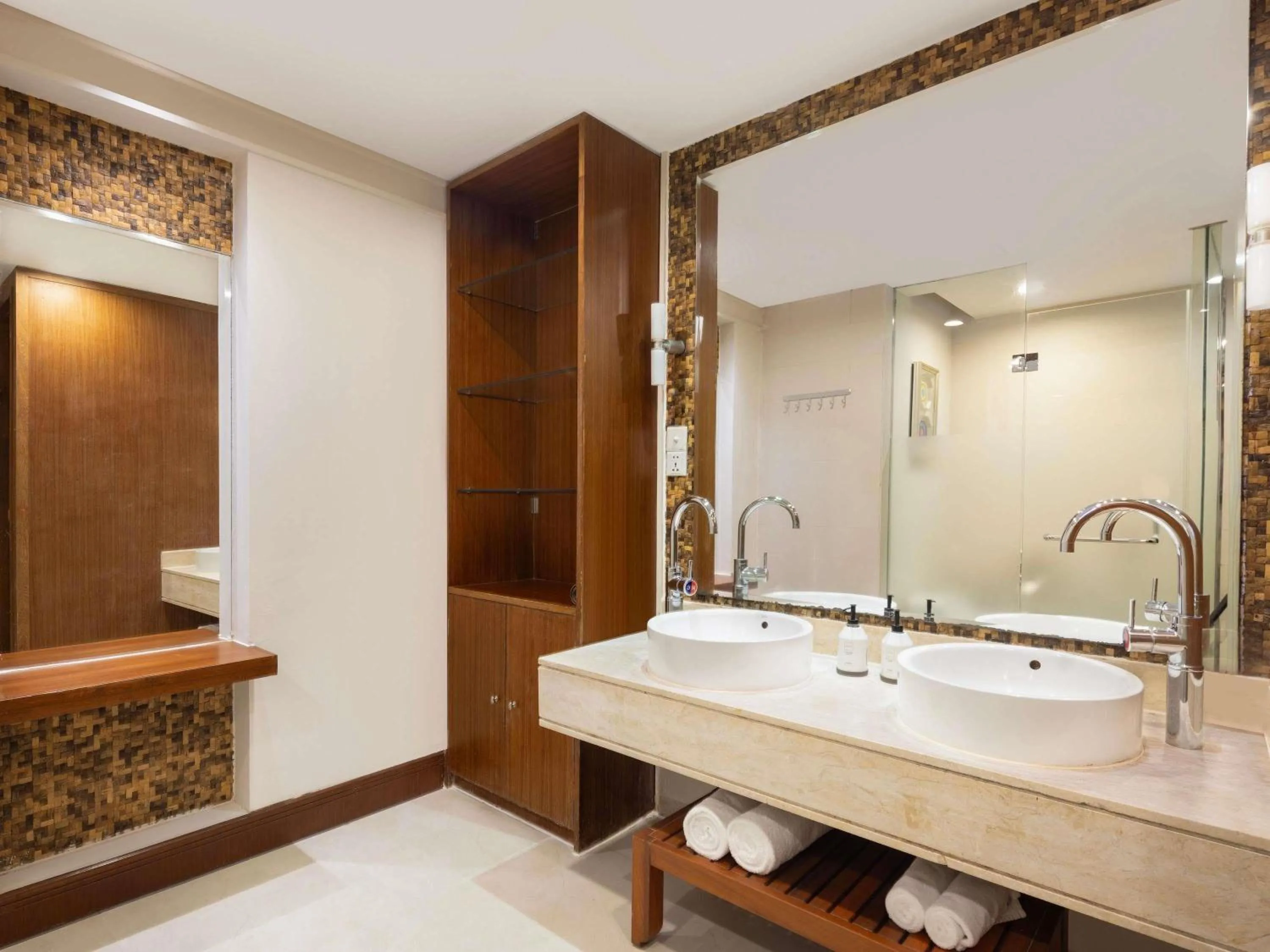 Bedroom in Swissôtel Sanya Yalong Bay