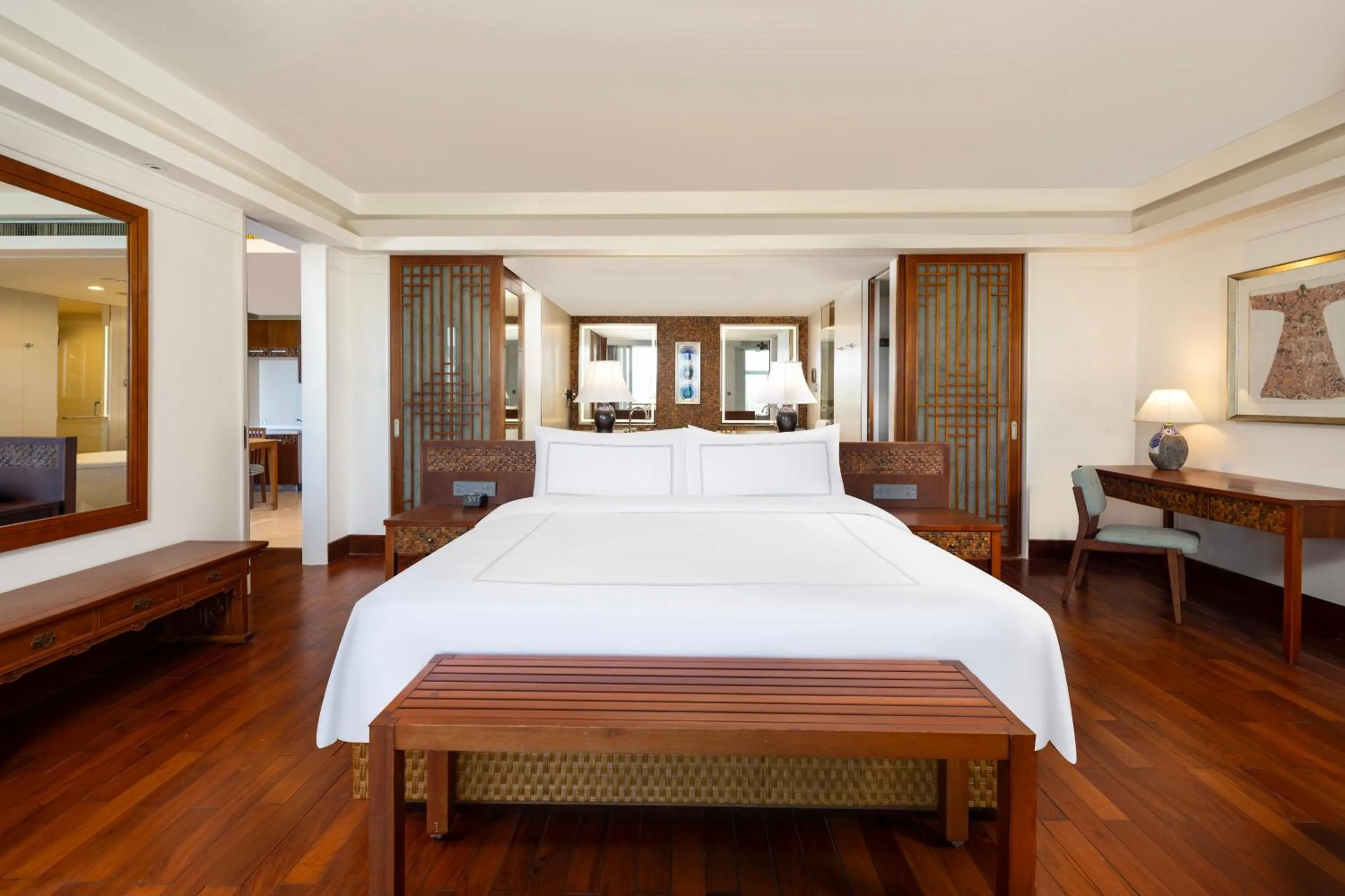 Bedroom, Bed in Swissôtel Sanya Yalong Bay