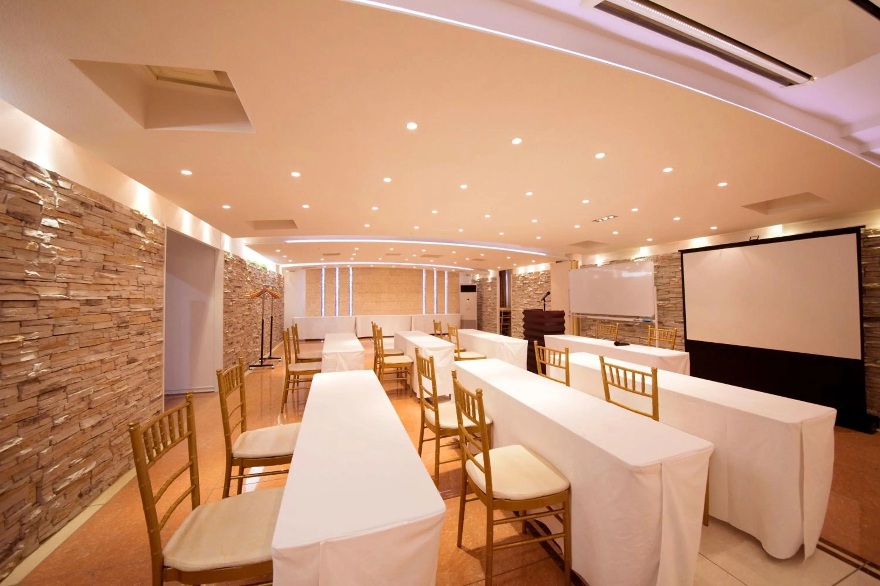 Banquet/Function facilities in Mito Hotel Season