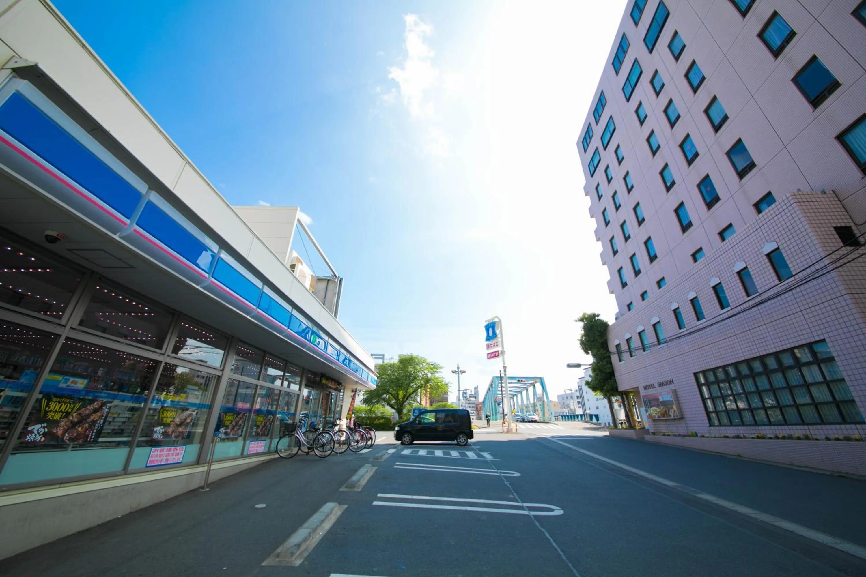 Supermarket/grocery shop in Mito Hotel Season