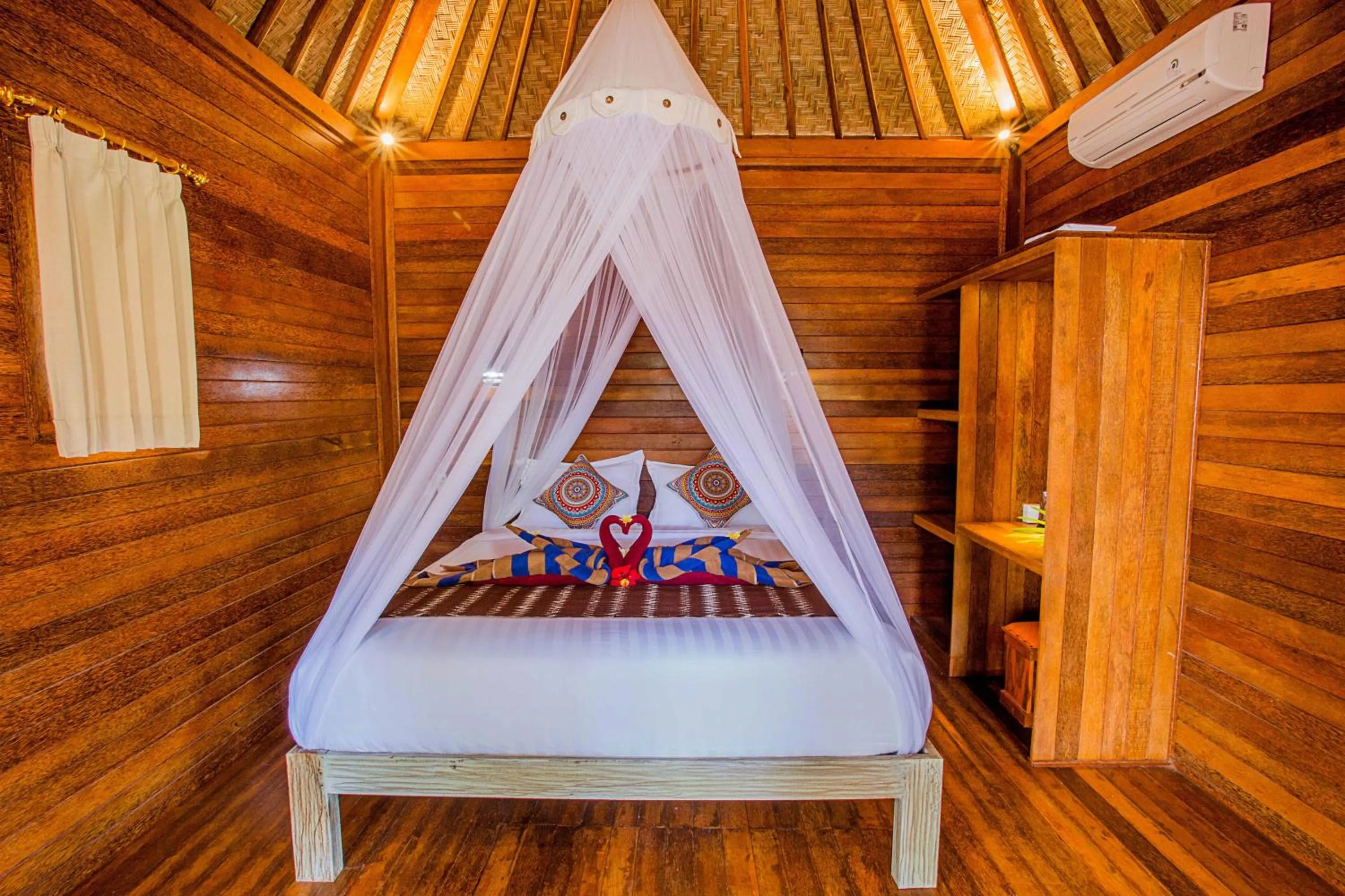 Bed in Sea Bridge Villa Ceningan