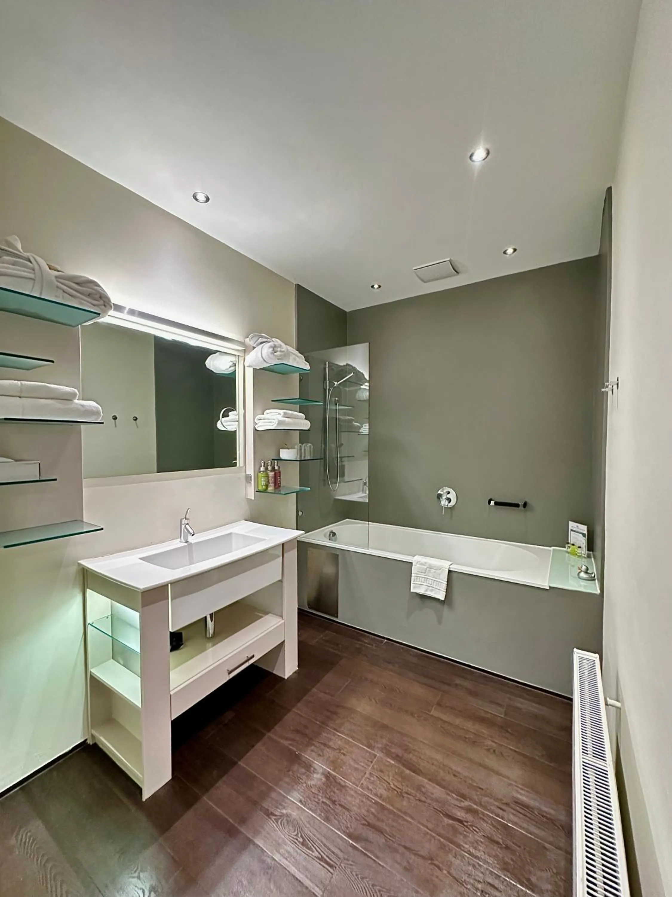 Bathroom in Hotel Rathaus - Wein & Design