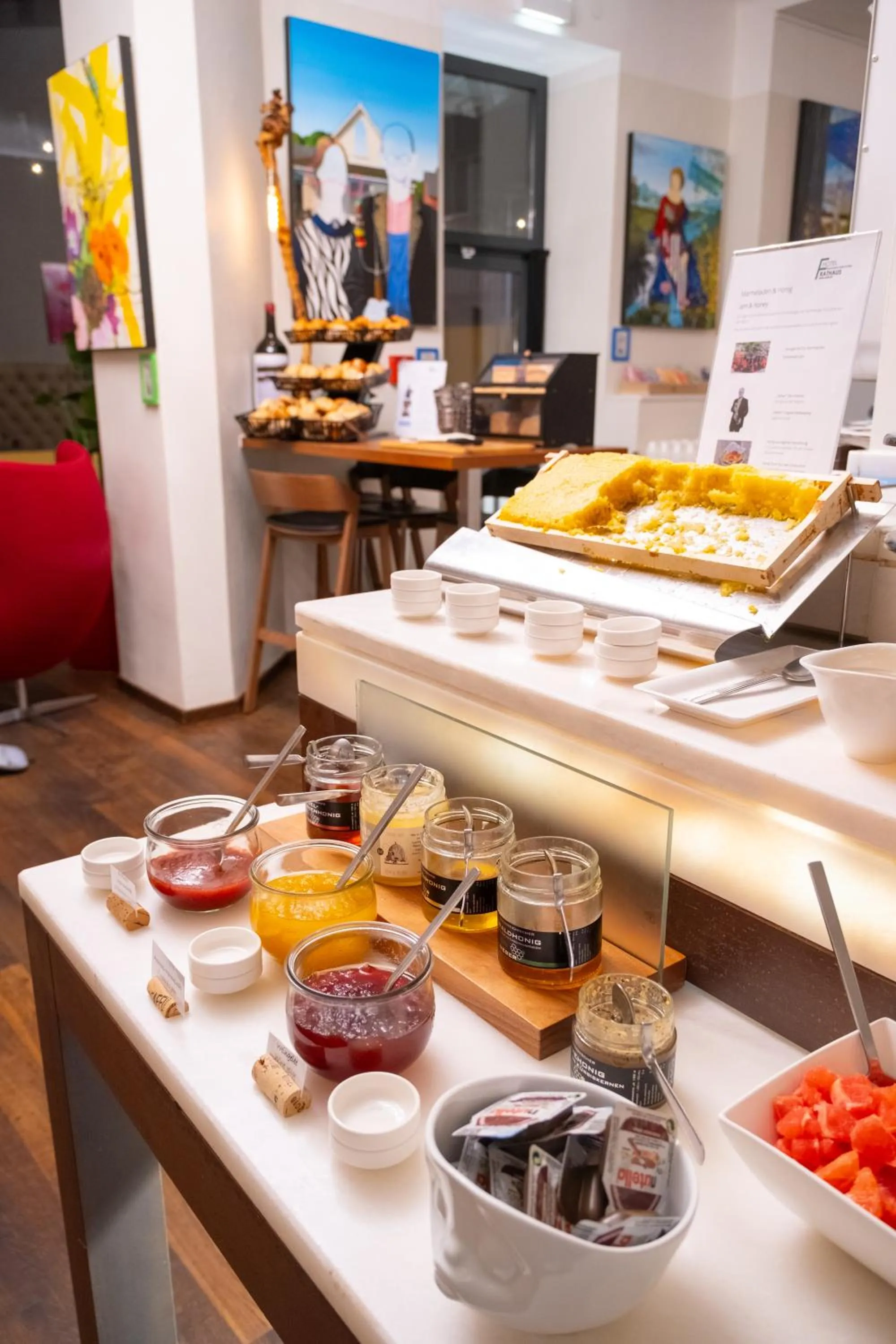 Breakfast in Hotel Rathaus - Wein & Design