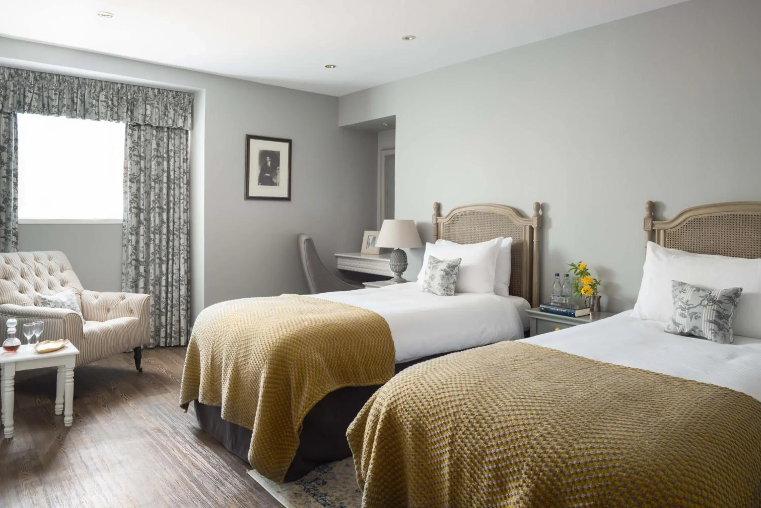 Superior Double or Twin Room in Meikleour Arms Hotel & Restaurant Superior Double or Twin Room in Meikleour Arms Hotel & Restaurant