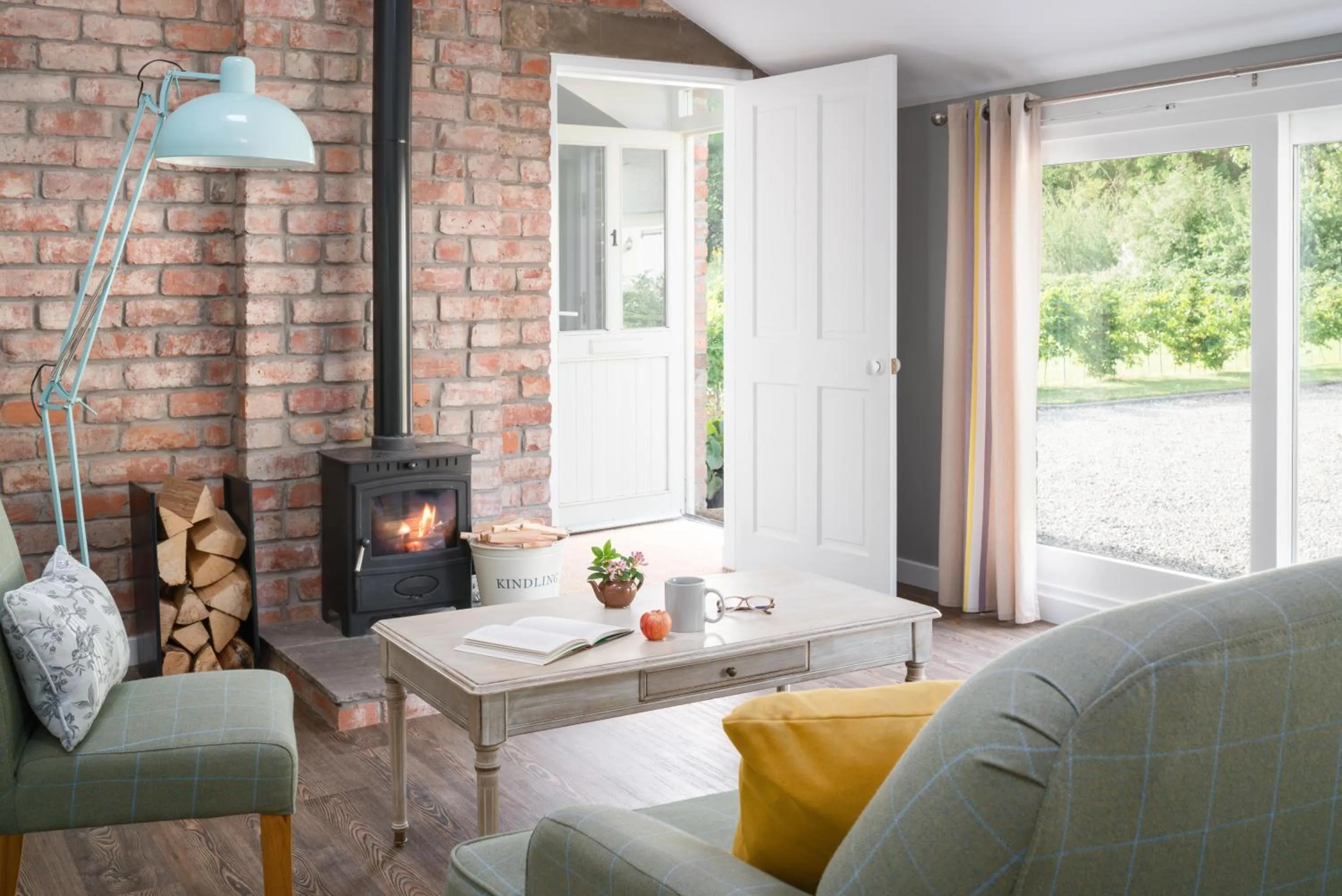 Living room in Meikleour Arms Hotel & Restaurant