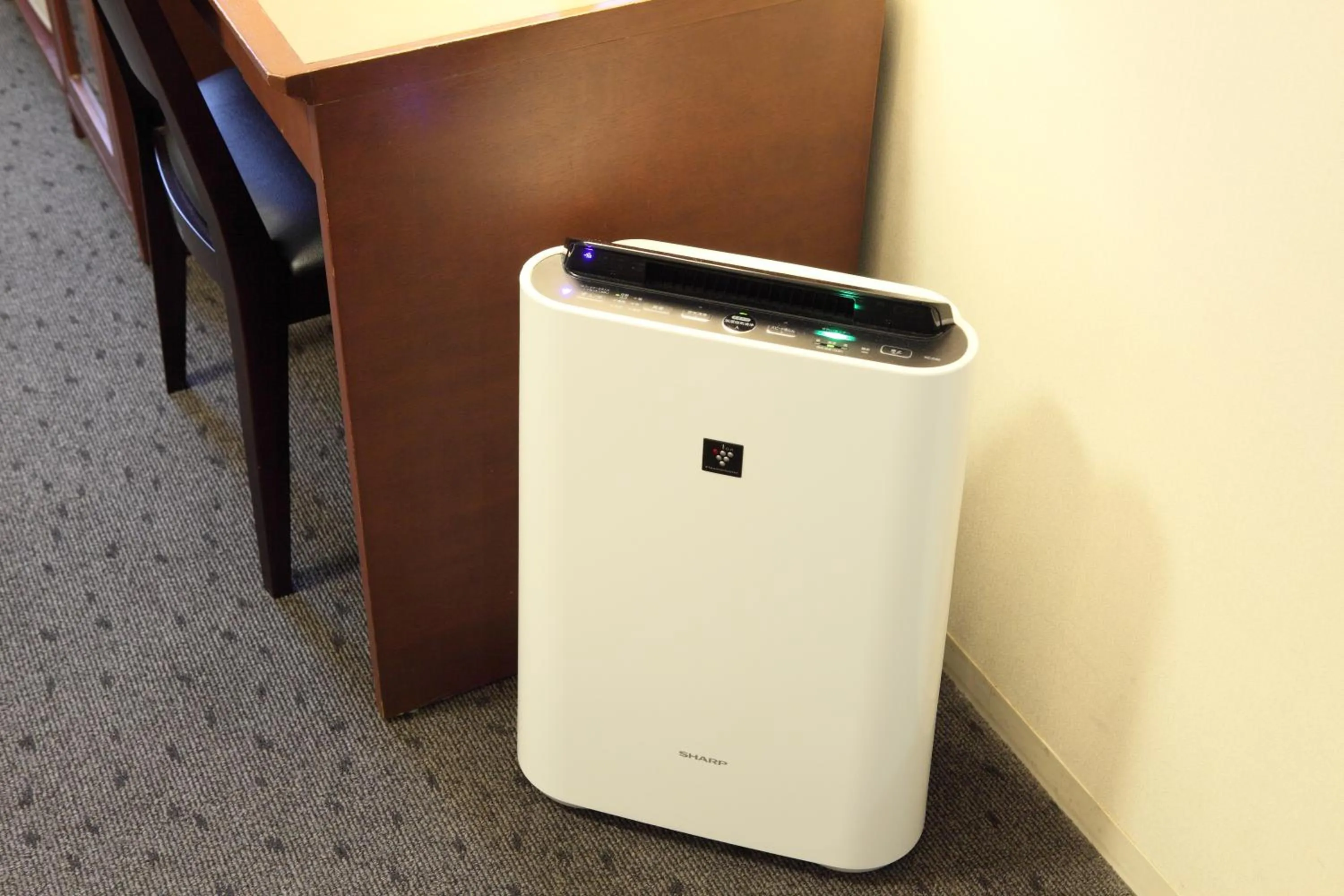 hair dresser in Ginza International Hotel