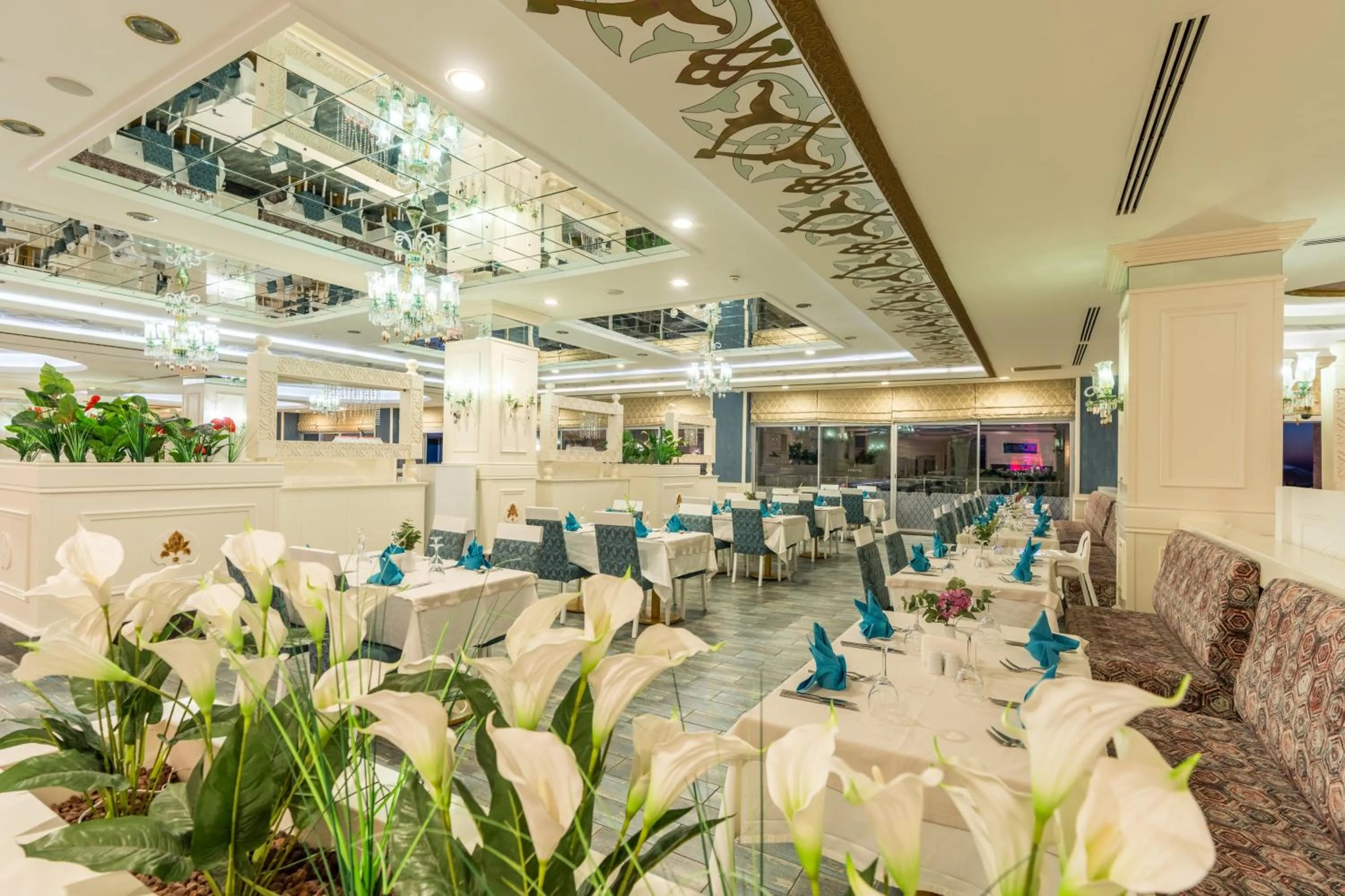 Restaurant/places to eat in Adenya Hotel & Resort Halal All Inclusive