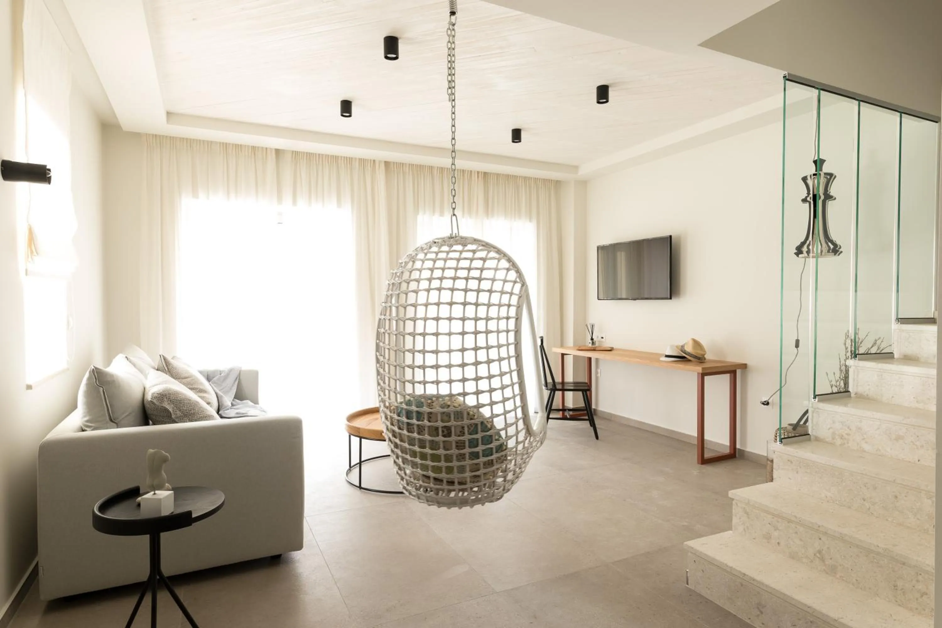 Anemolia Parga Suites