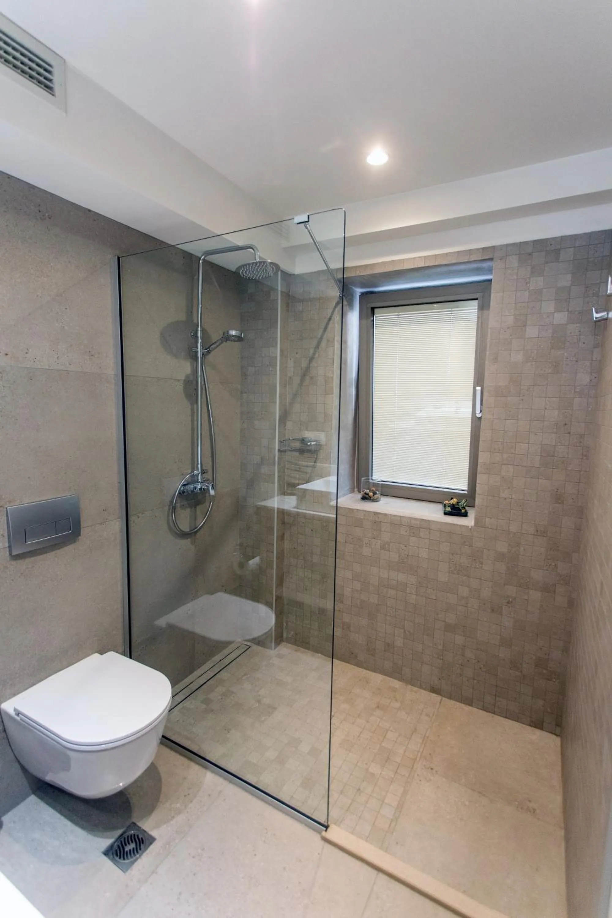 Bathroom in Anemolia Parga Suites