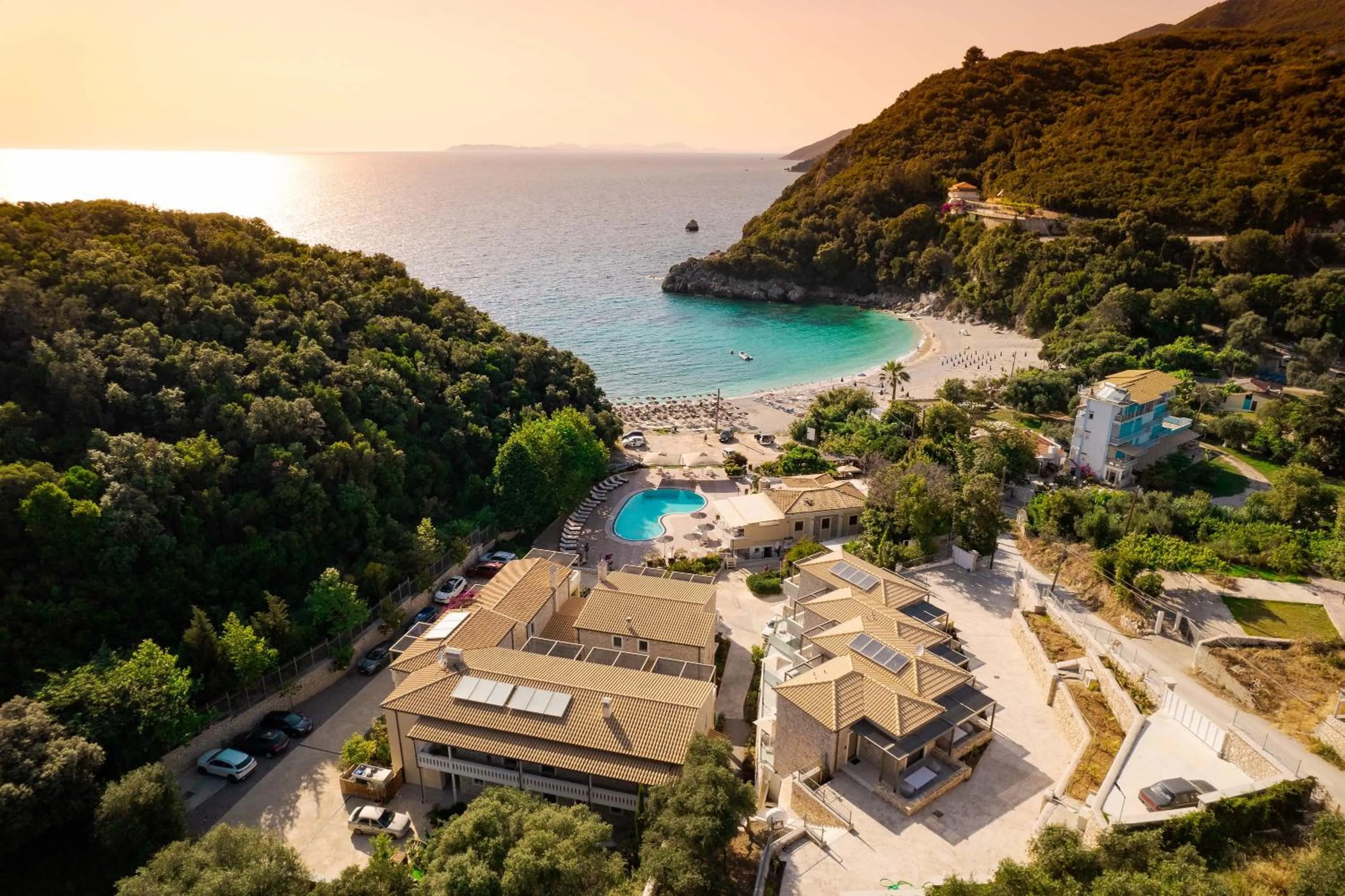 Anemolia Parga Suites